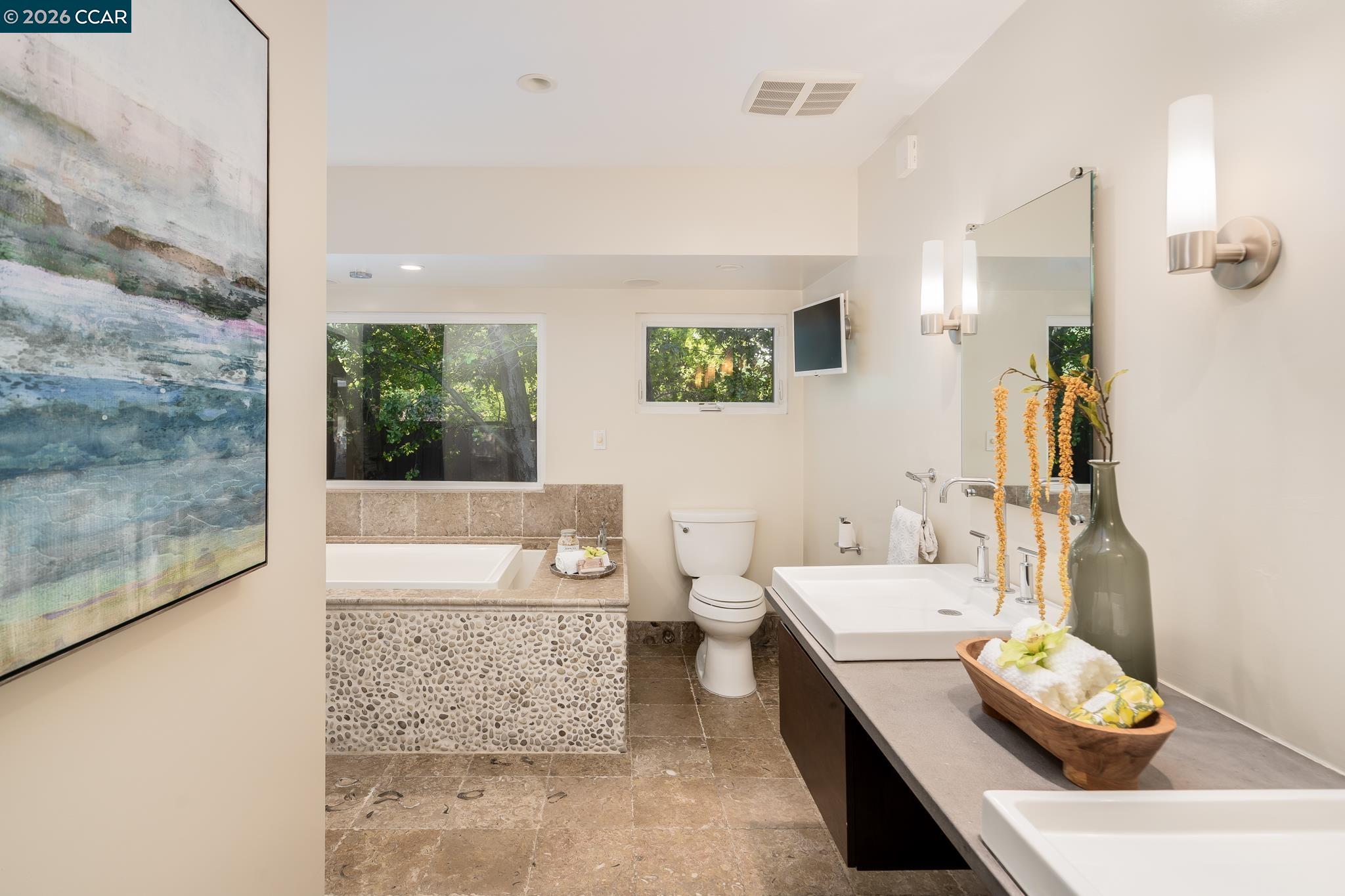 Detail Gallery Image 22 of 57 For 2002 Diablo Rd, Danville,  CA 94506 - 6 Beds | 4/1 Baths