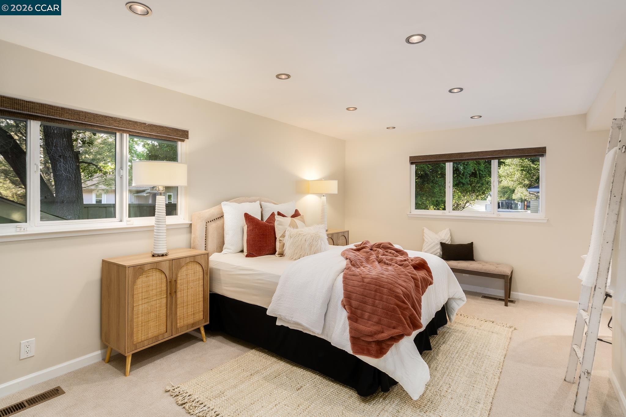 Detail Gallery Image 24 of 57 For 2002 Diablo Rd, Danville,  CA 94506 - 6 Beds | 4/1 Baths