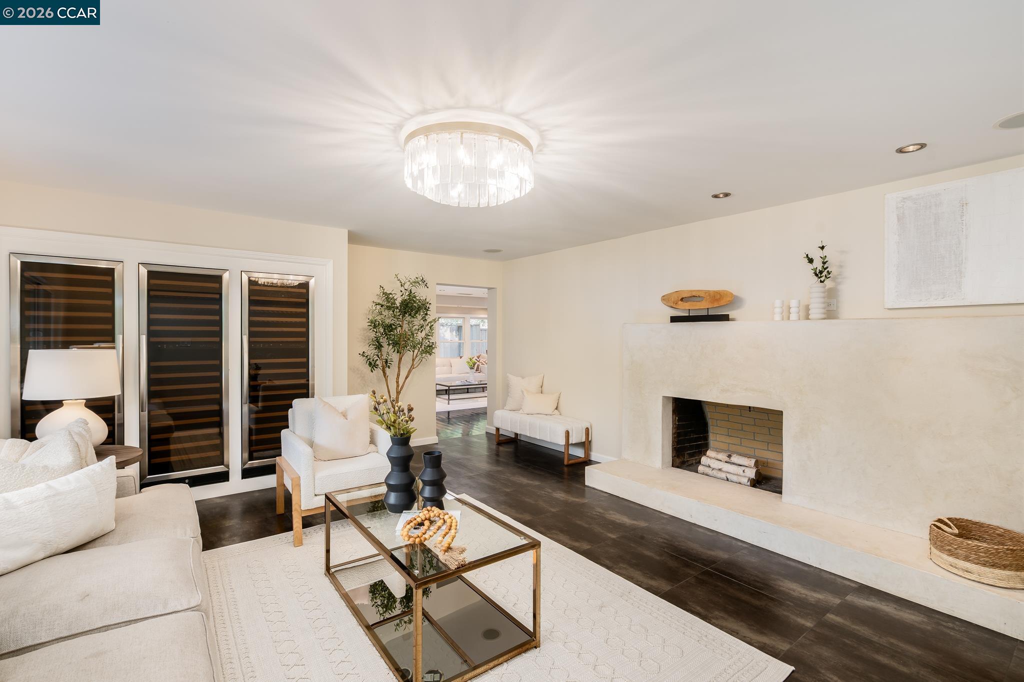 Detail Gallery Image 5 of 57 For 2002 Diablo Rd, Danville,  CA 94506 - 6 Beds | 4/1 Baths