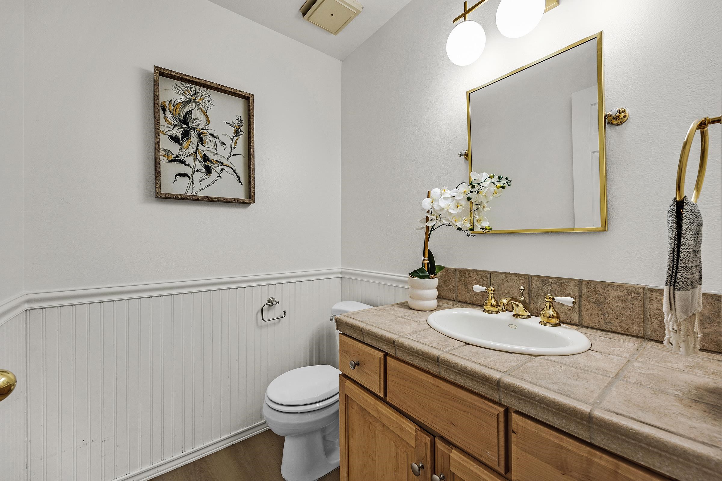 Detail Gallery Image 13 of 47 For 2240 Tahiti Drive, San Ramon,  CA 94582 - 4 Beds | 2/1 Baths
