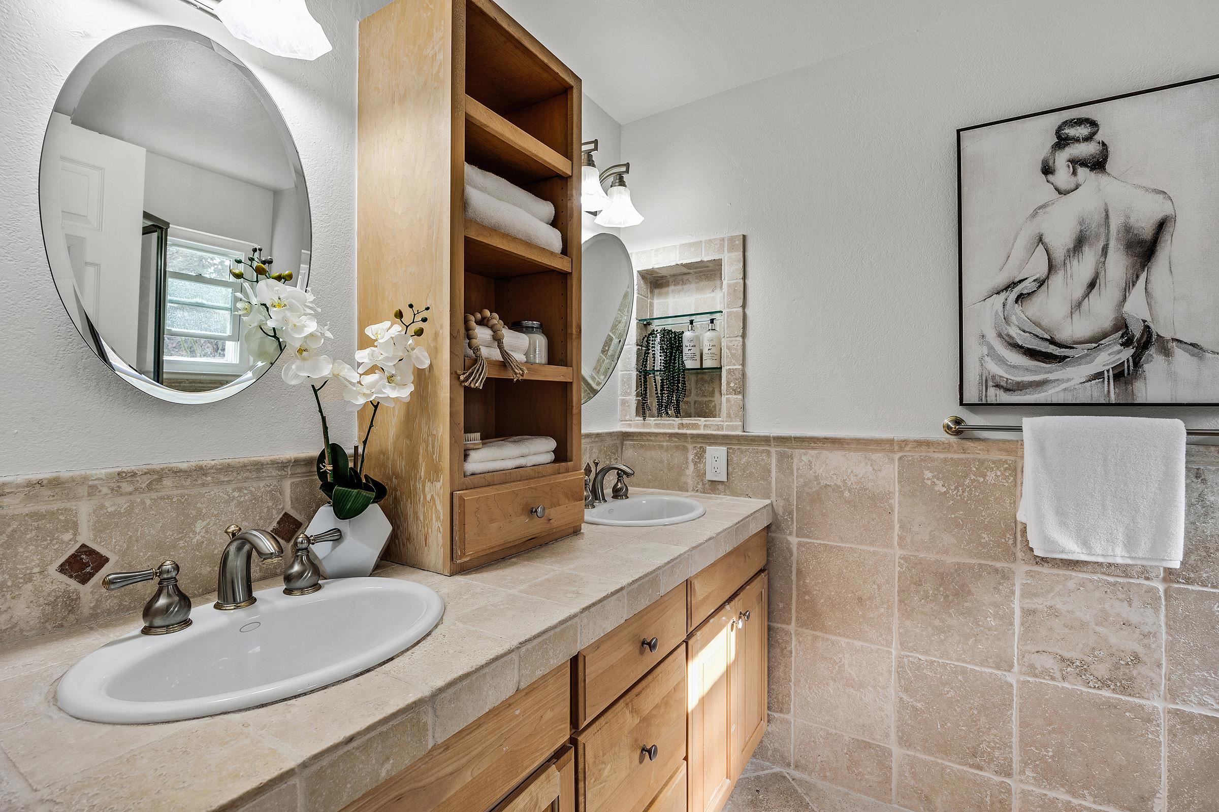 Detail Gallery Image 17 of 47 For 2240 Tahiti Drive, San Ramon,  CA 94582 - 4 Beds | 2/1 Baths