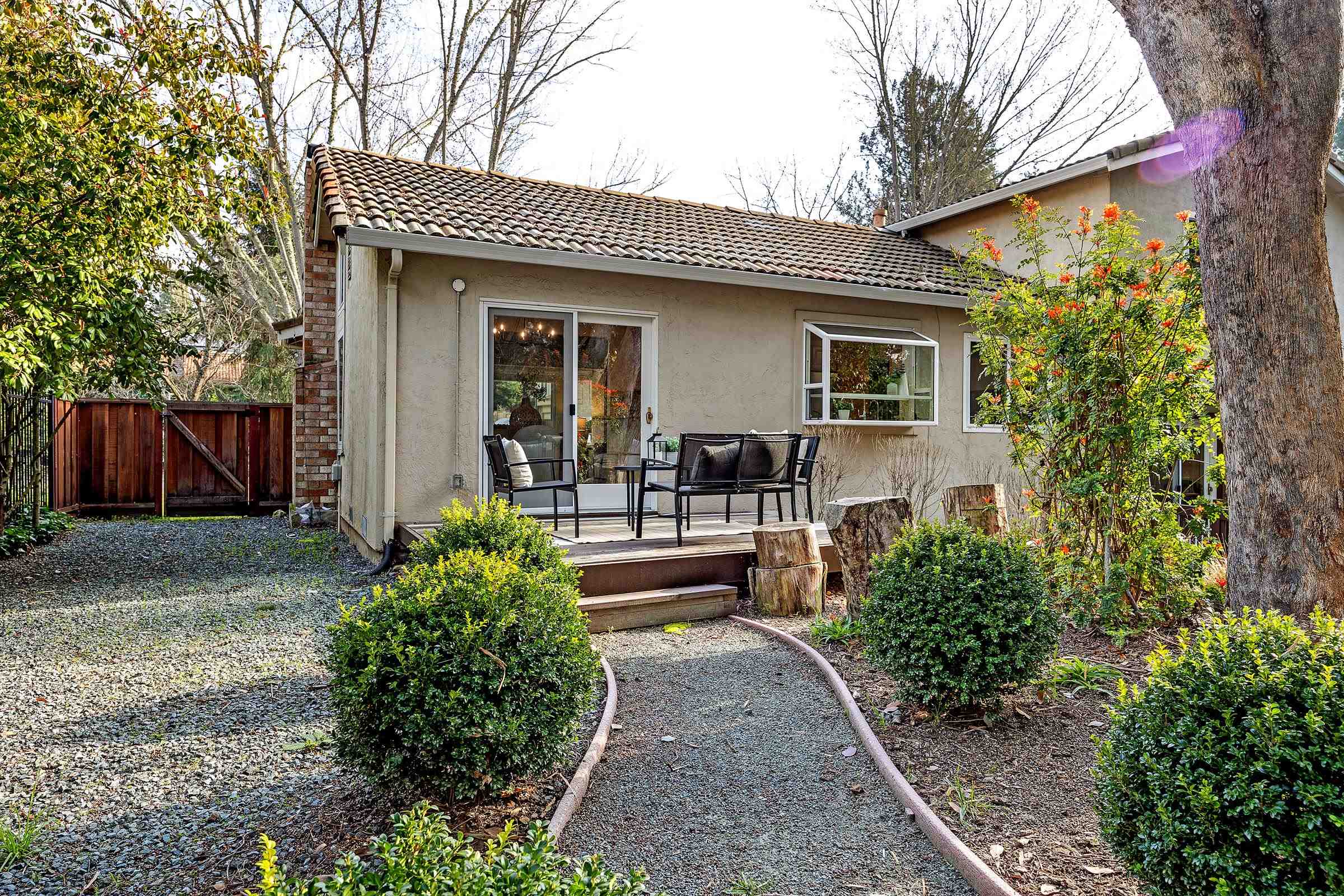 Detail Gallery Image 28 of 47 For 2240 Tahiti Drive, San Ramon,  CA 94582 - 4 Beds | 2/1 Baths