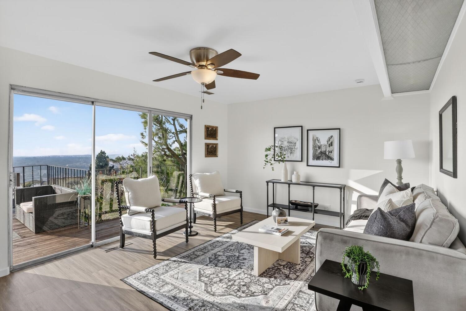 Detail Gallery Image 18 of 49 For 16605 Rolando Ave, Castro Valley,  CA 94578 - 4 Beds | 2/1 Baths