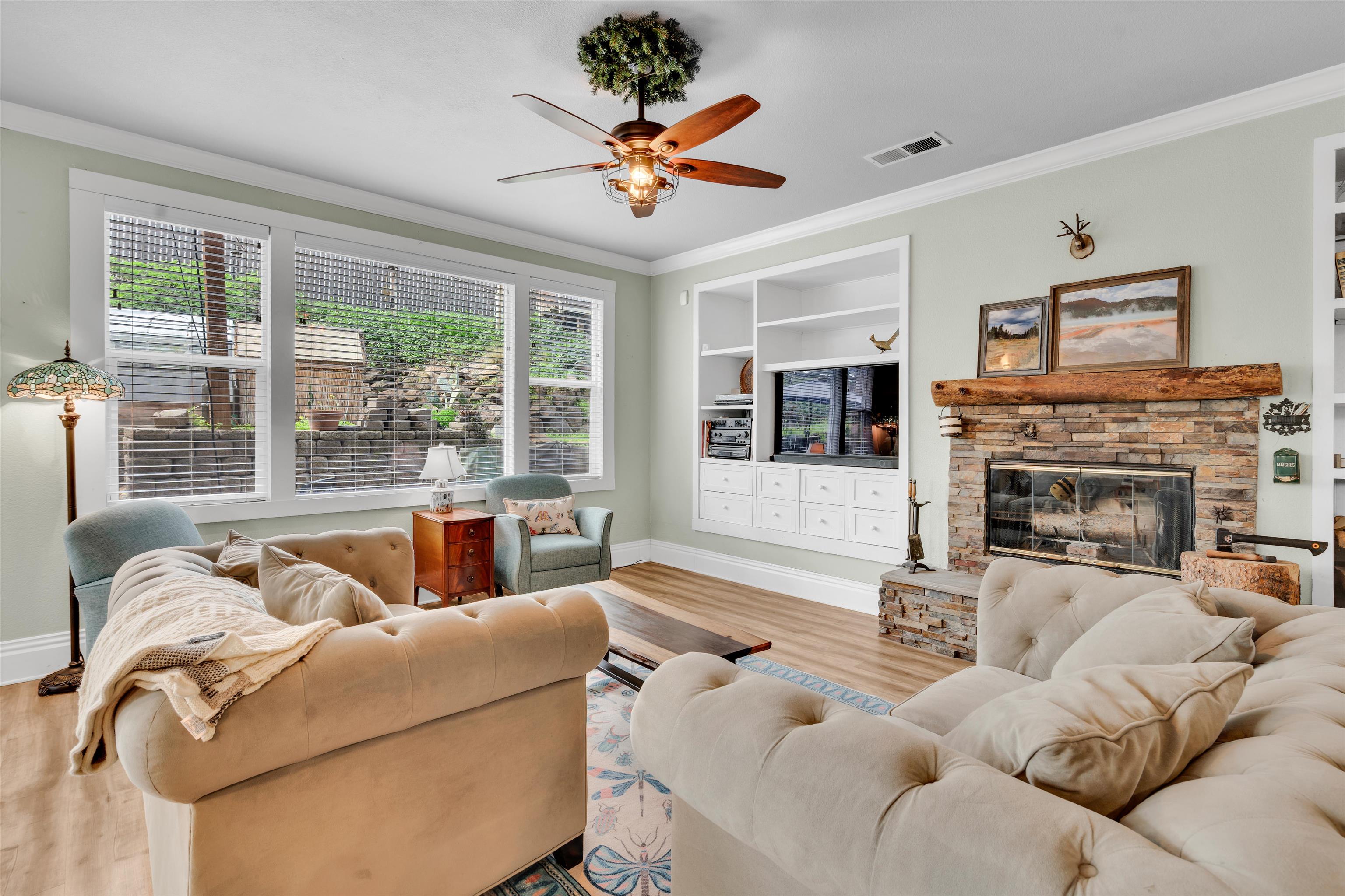 Detail Gallery Image 15 of 60 For 10 Kali Ct, Oakley,  CA 94561 - 5 Beds | 3 Baths