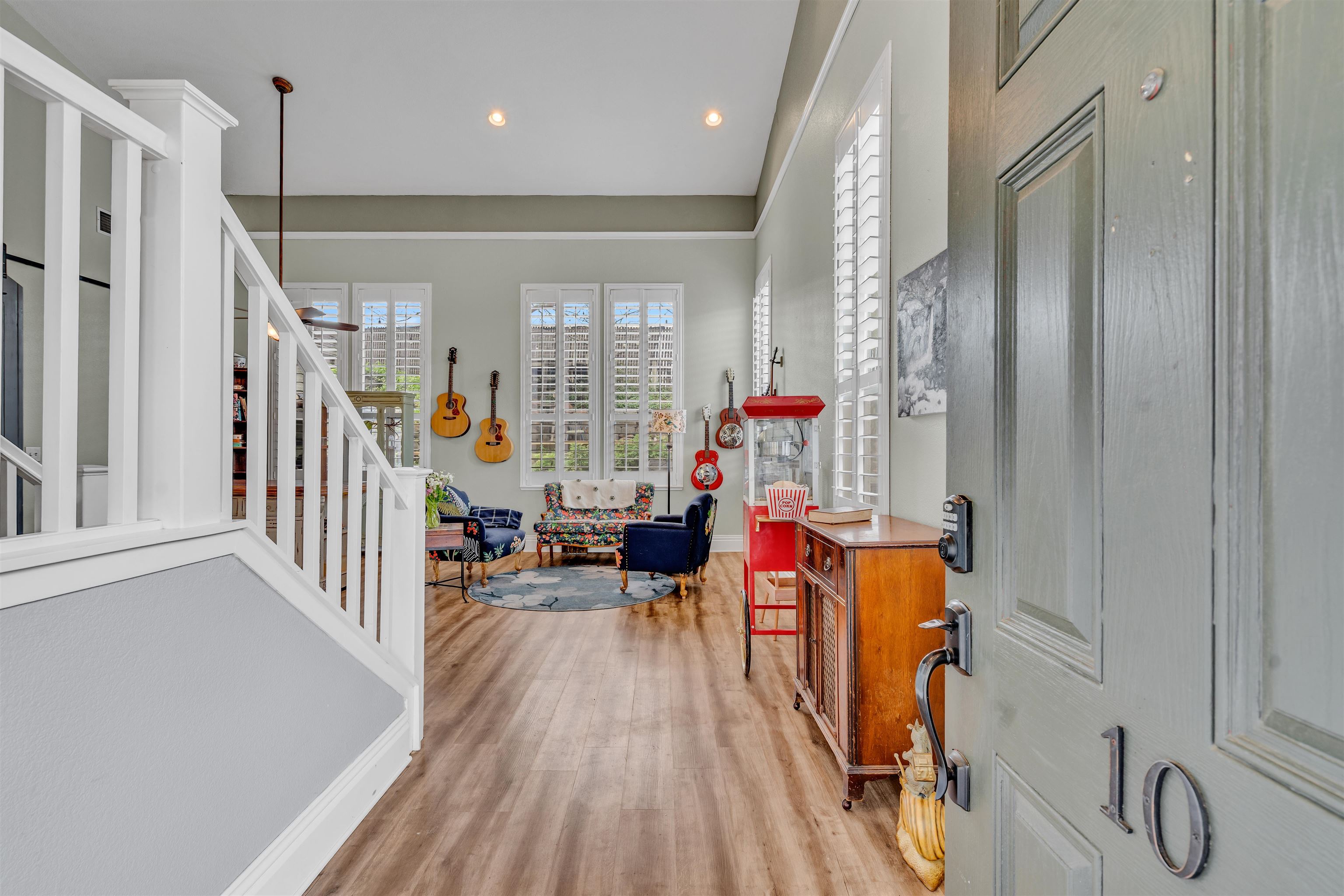 Detail Gallery Image 6 of 60 For 10 Kali Ct, Oakley,  CA 94561 - 5 Beds | 3 Baths