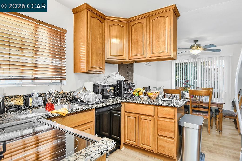 Detail Gallery Image 11 of 13 For 5218-5222 Norma Way, Livermore,  CA 94550 - – Beds | – Baths