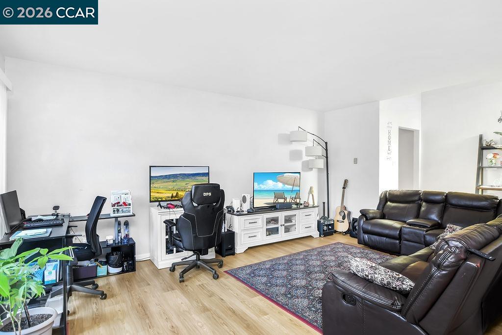 Detail Gallery Image 9 of 13 For 5218-5222 Norma Way, Livermore,  CA 94550 - – Beds | – Baths