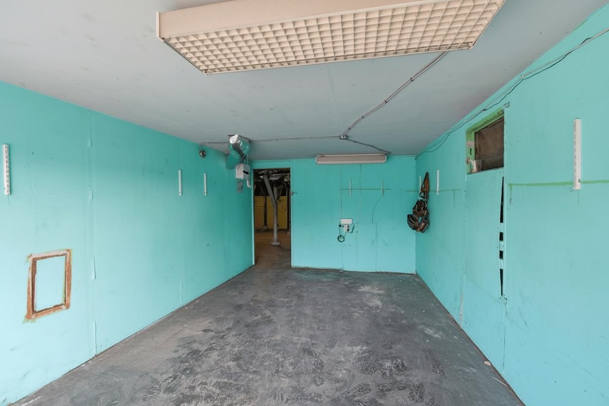 Detail Gallery Image 22 of 26 For 1712 37th Ave, Oakland,  CA 94601 - 3 Beds | 1 Baths