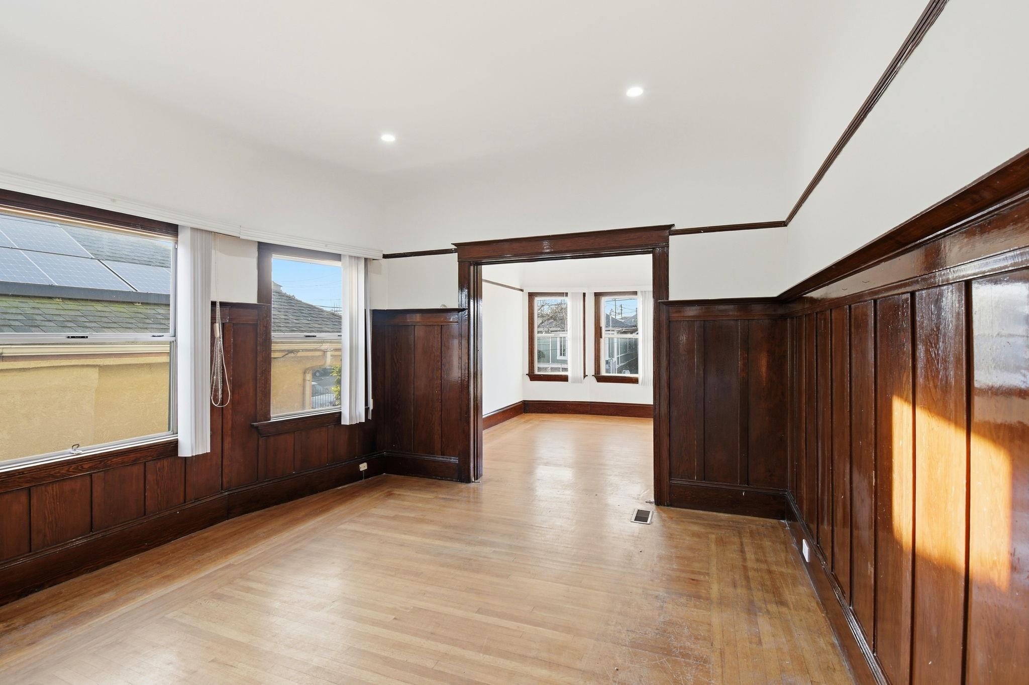 Detail Gallery Image 6 of 26 For 1712 37th Ave, Oakland,  CA 94601 - 3 Beds | 1 Baths