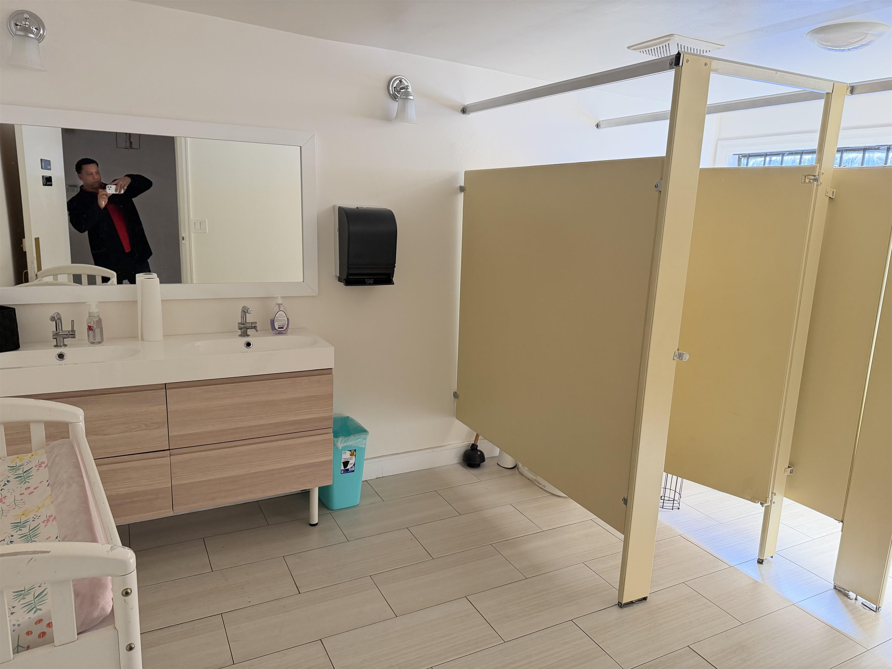 Detail Gallery Image 19 of 30 For , Oakland,  CA 94605 - – Beds | – Baths