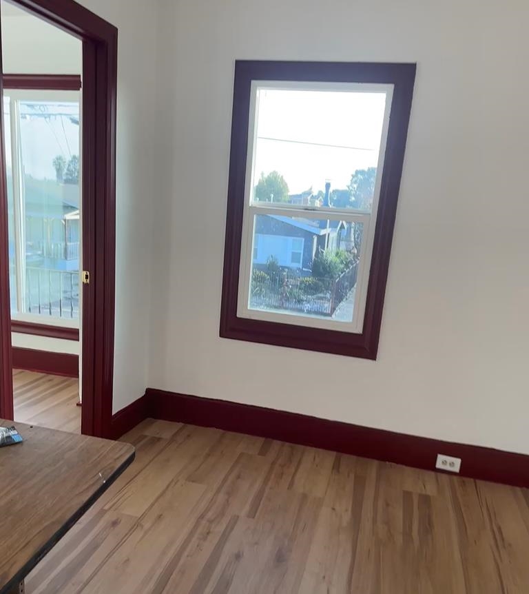 Detail Gallery Image 5 of 6 For 2600 Macarthur Blvd, Oakland,  CA 94602 - – Beds | – Baths