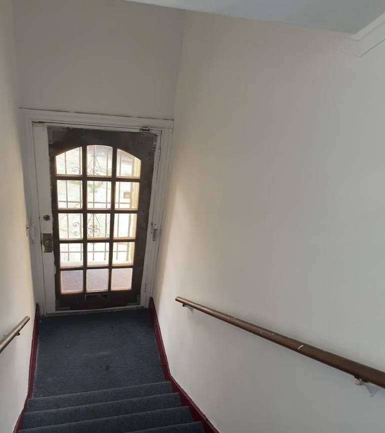 Detail Gallery Image 6 of 6 For 2600 Macarthur Blvd, Oakland,  CA 94602 - – Beds | – Baths