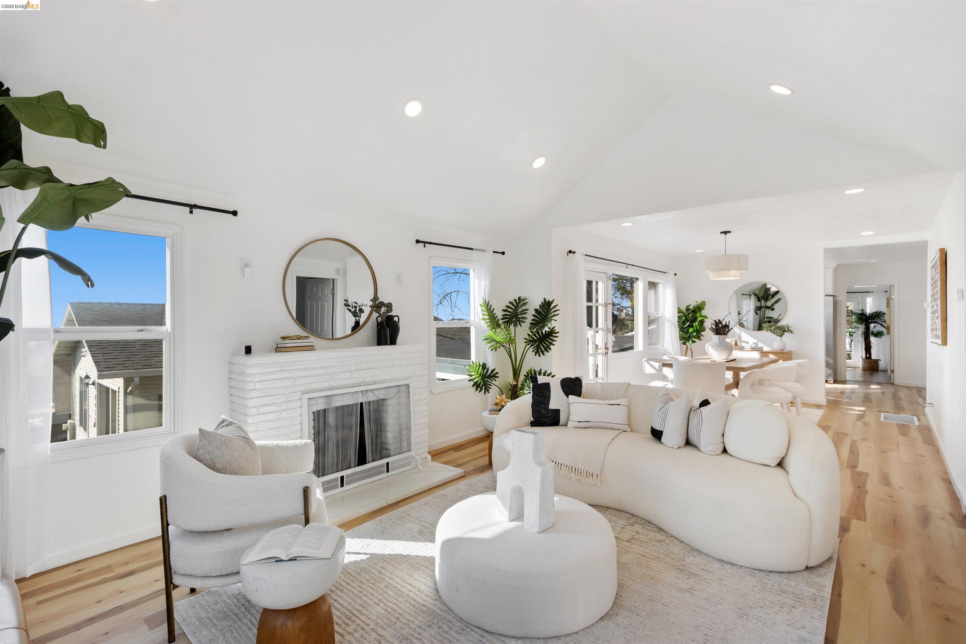 Front Image Thumbnail for EB41122221