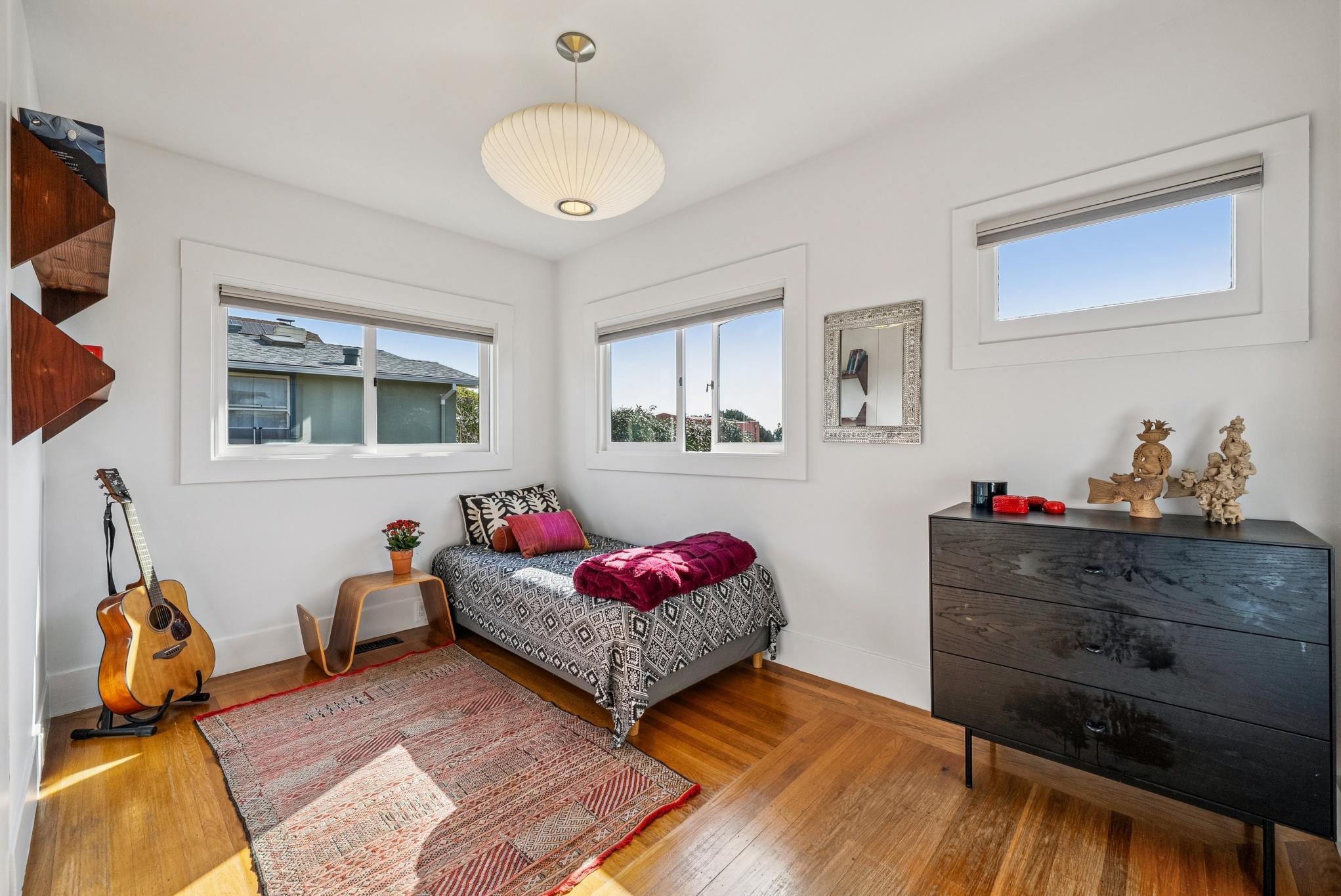 Detail Gallery Image 21 of 42 For 1546 Beverly Pl, Berkeley,  CA 94706 - 3 Beds | 1 Baths