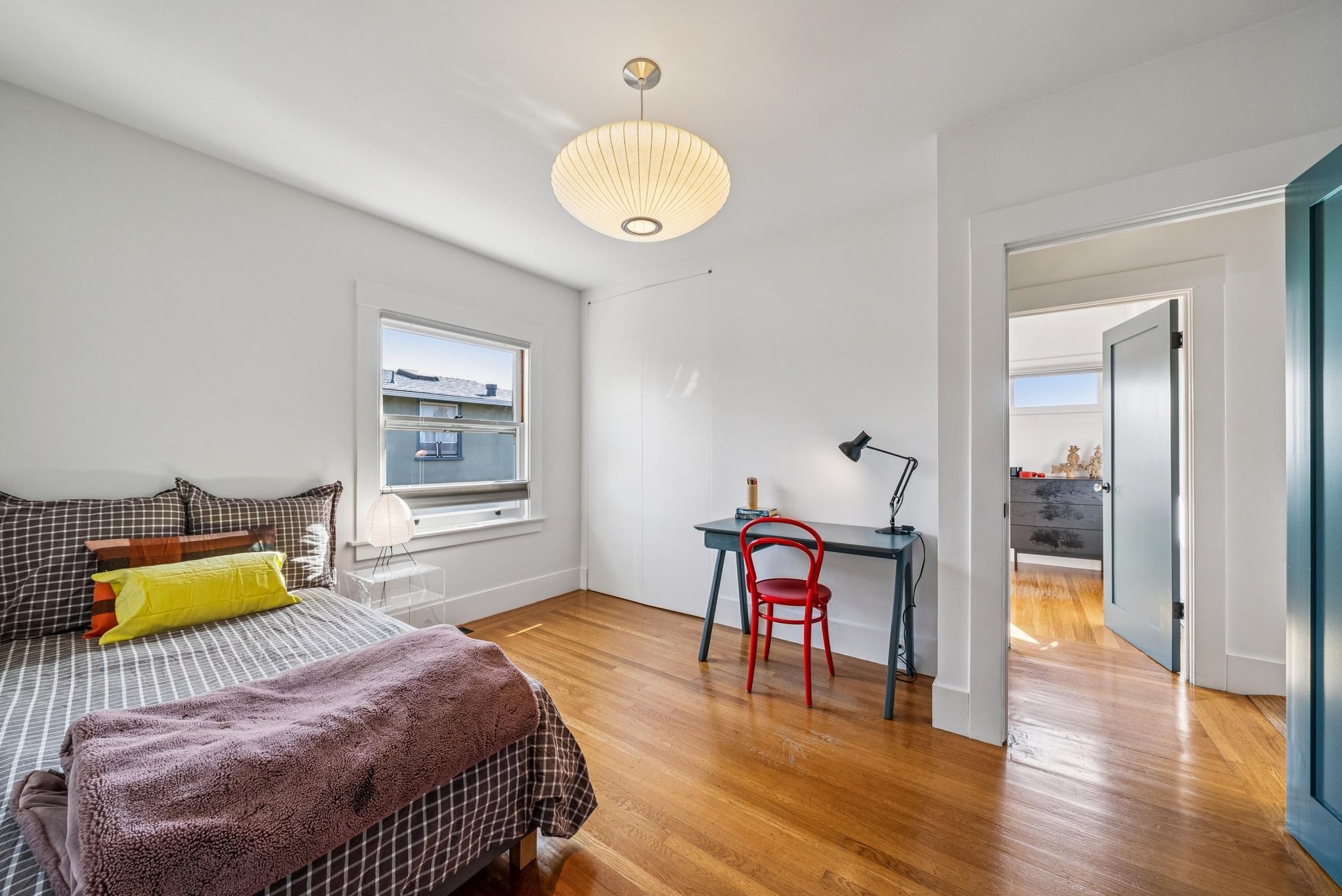 Detail Gallery Image 22 of 42 For 1546 Beverly Pl, Berkeley,  CA 94706 - 3 Beds | 1 Baths