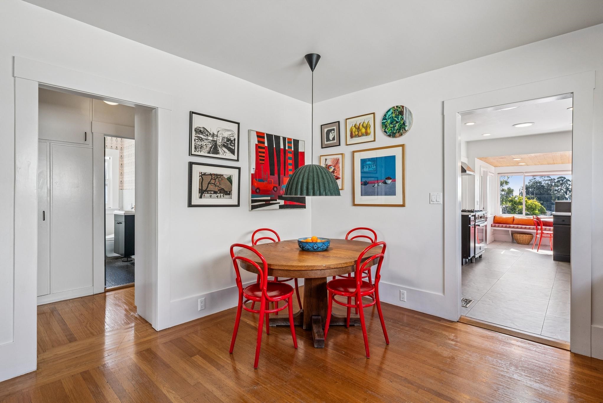 Detail Gallery Image 10 of 42 For 1546 Beverly Pl, Berkeley,  CA 94706 - 3 Beds | 1 Baths