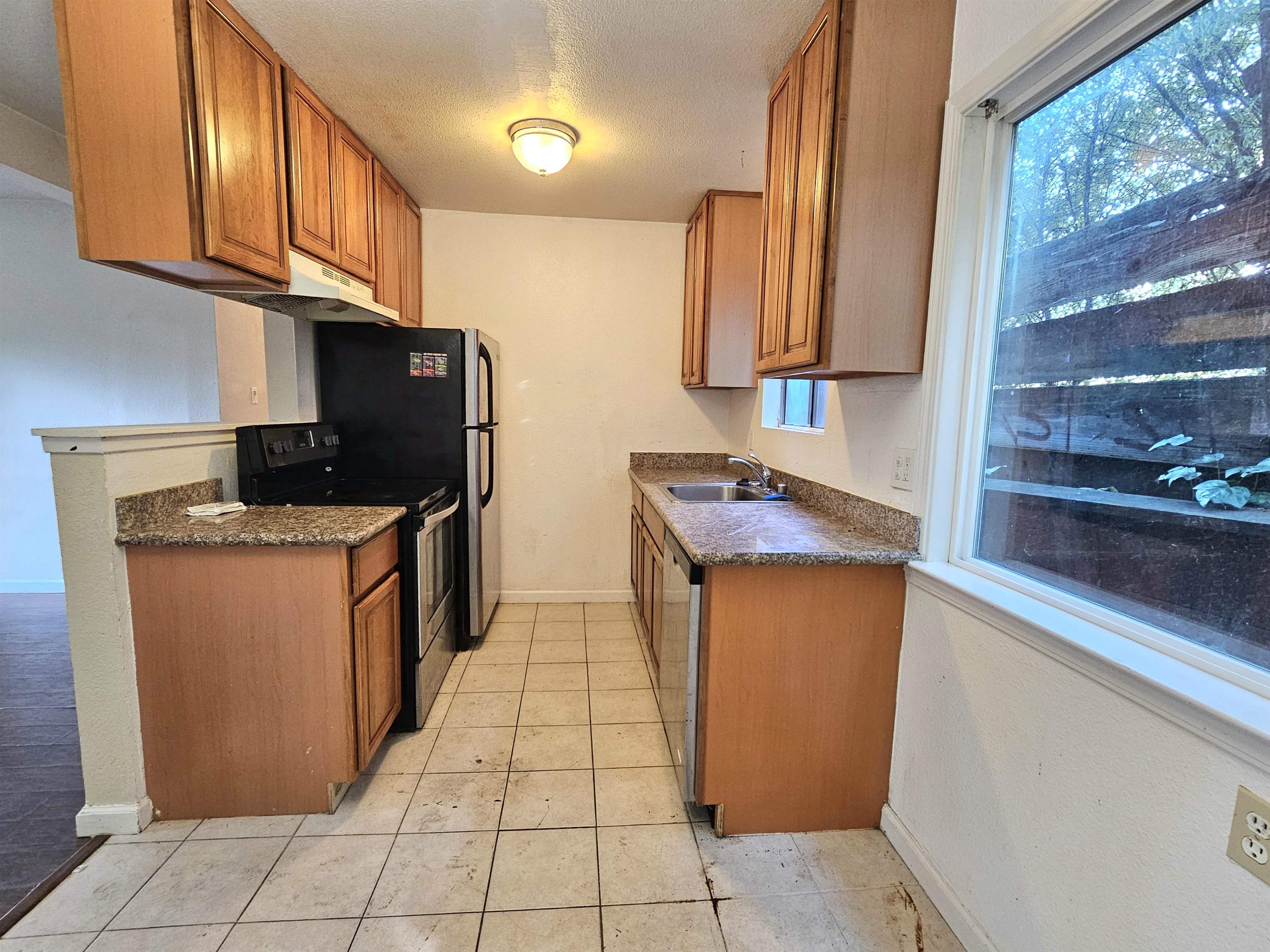 Detail Gallery Image 19 of 29 For 2443 Grande Vista Ave, Oakland,  CA 94601 - – Beds | – Baths