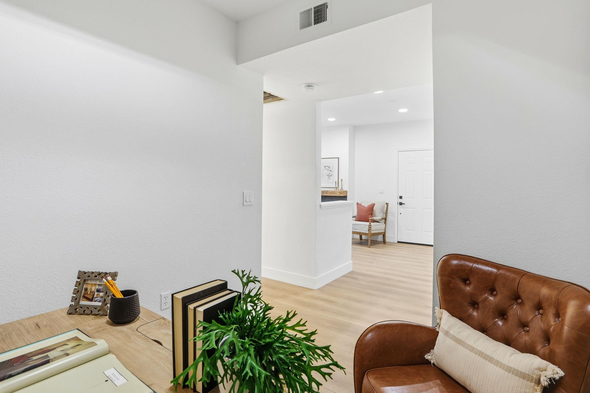 Detail Gallery Image 14 of 28 For 601 Arcadia Ter #102,  Sunnyvale,  CA 94085 - 1 Beds | 1 Baths