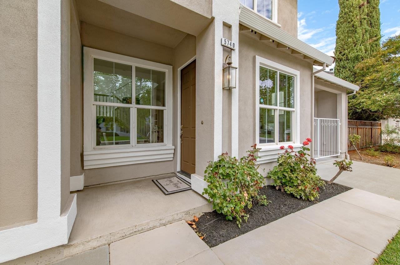 Detail Gallery Image 3 of 51 For 5740 Woodrose Way, Livermore,  CA 94551 - 4 Beds | 2/1 Baths