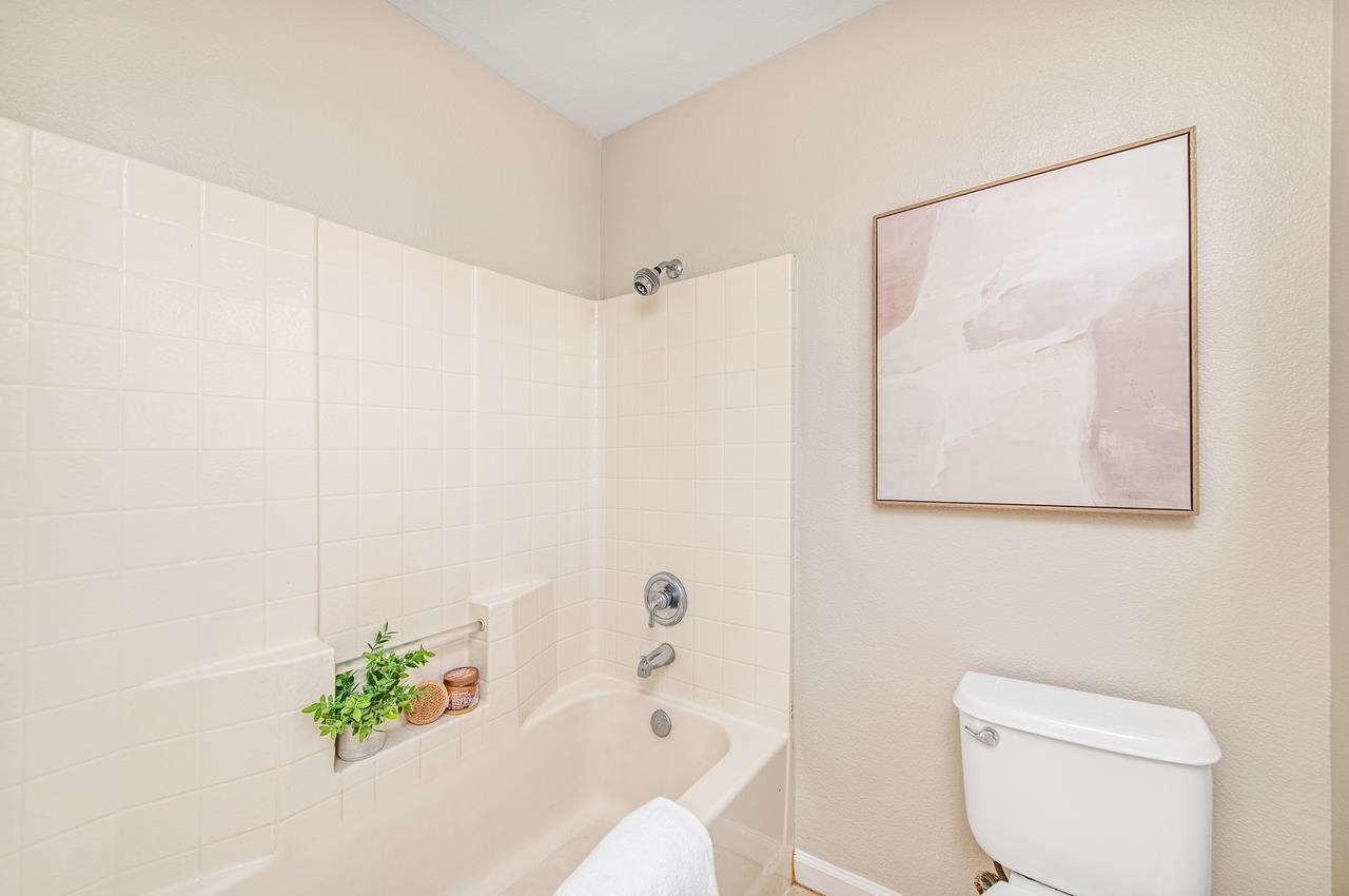 Detail Gallery Image 25 of 51 For 5740 Woodrose Way, Livermore,  CA 94551 - 4 Beds | 2/1 Baths