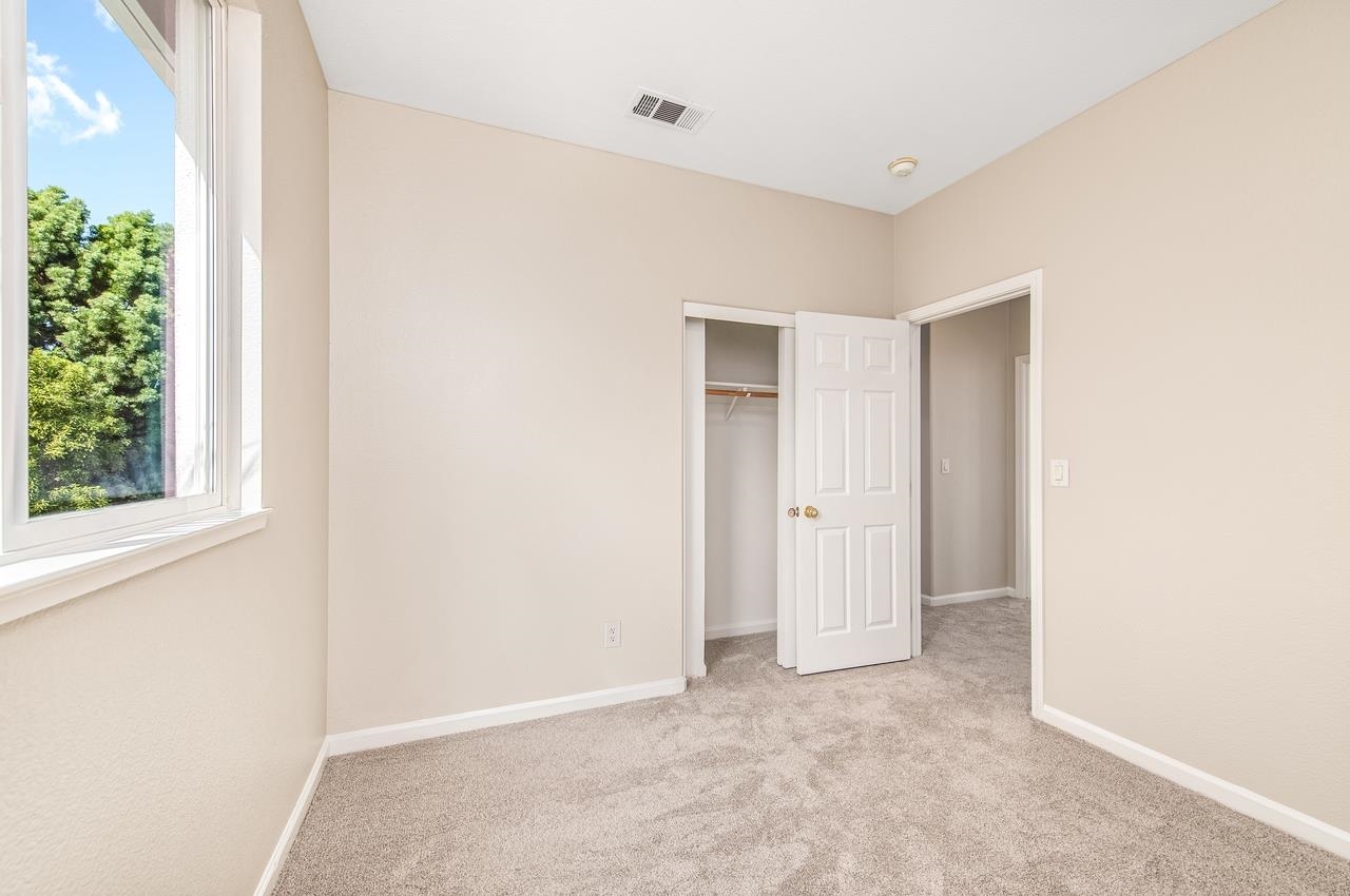 Detail Gallery Image 28 of 51 For 5740 Woodrose Way, Livermore,  CA 94551 - 4 Beds | 2/1 Baths