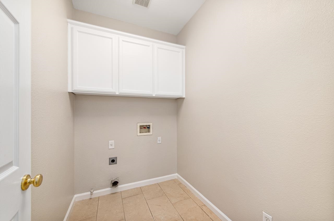 Detail Gallery Image 31 of 51 For 5740 Woodrose Way, Livermore,  CA 94551 - 4 Beds | 2/1 Baths