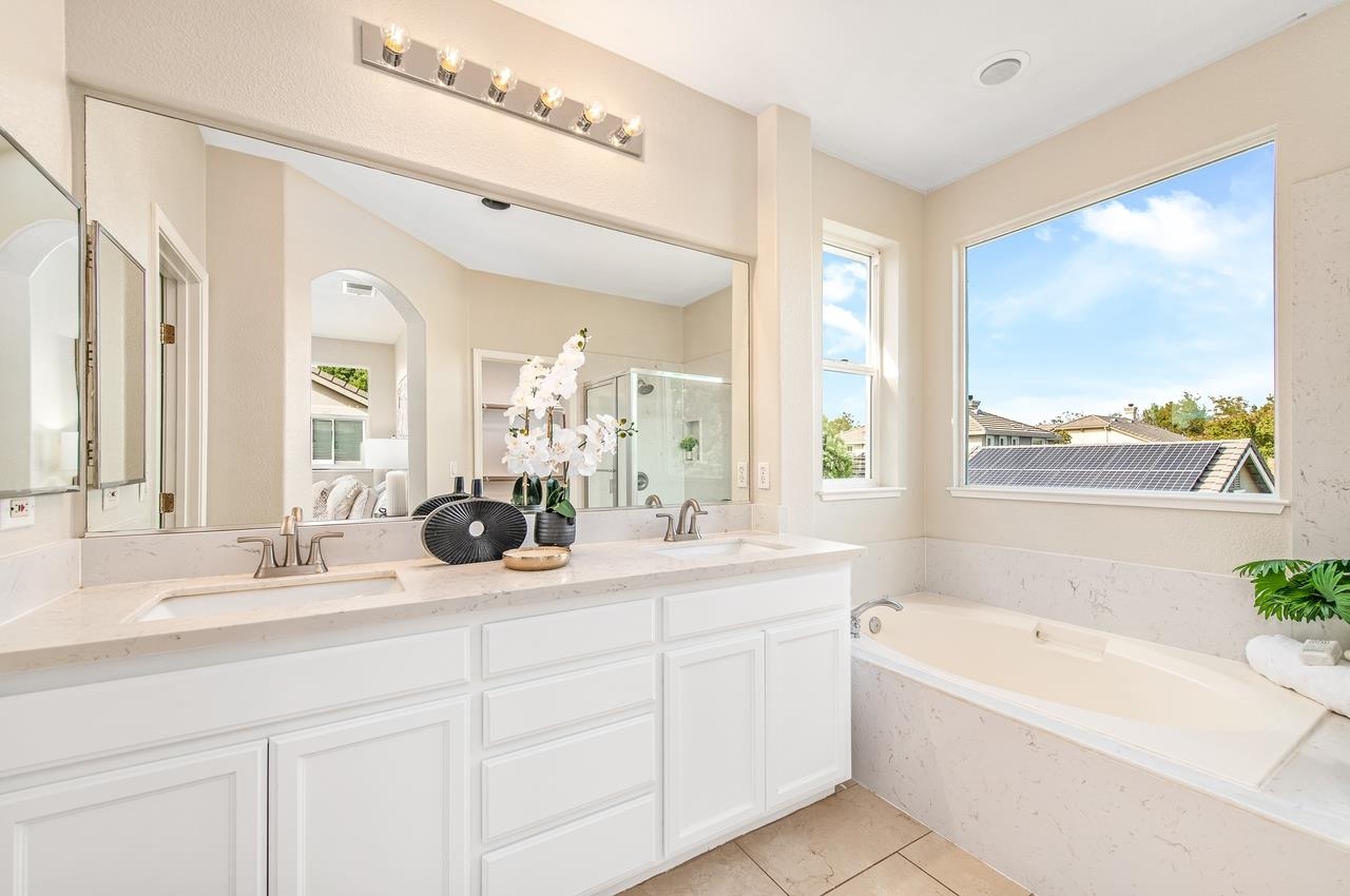Detail Gallery Image 35 of 51 For 5740 Woodrose Way, Livermore,  CA 94551 - 4 Beds | 2/1 Baths