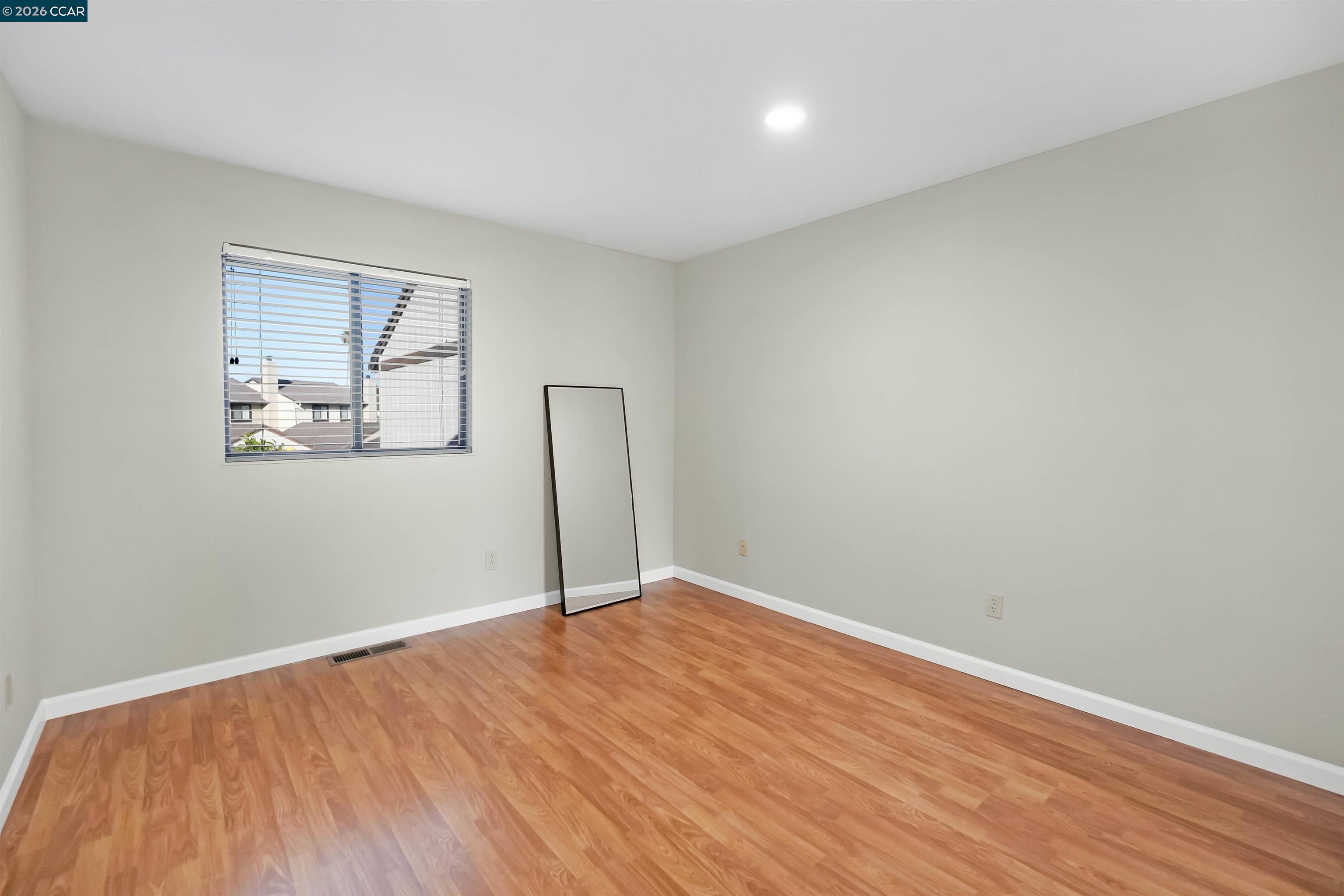 Photo #26: 41122236 Listing: Photo #26