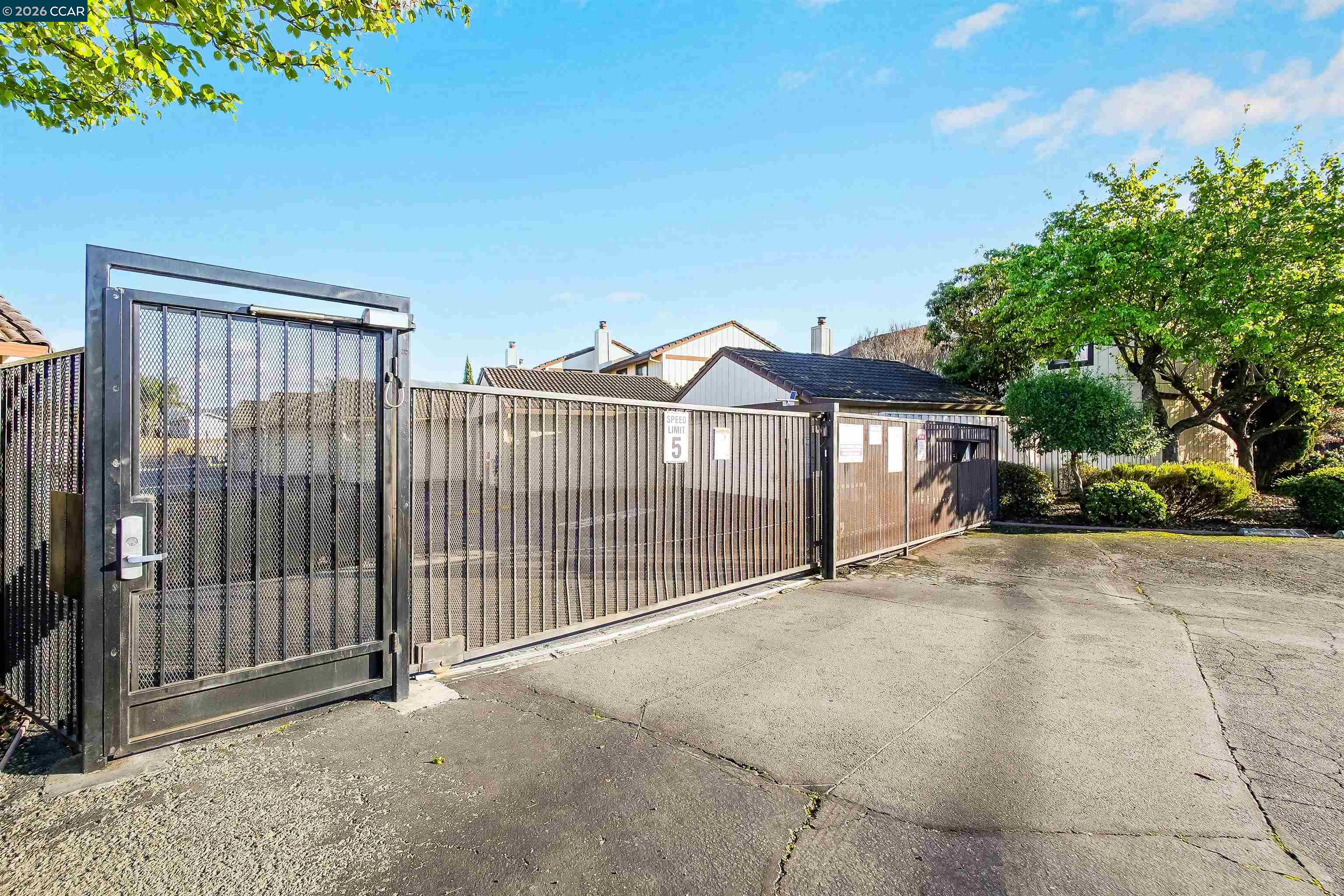 Photo #40: 41122236 Listing: Photo #40