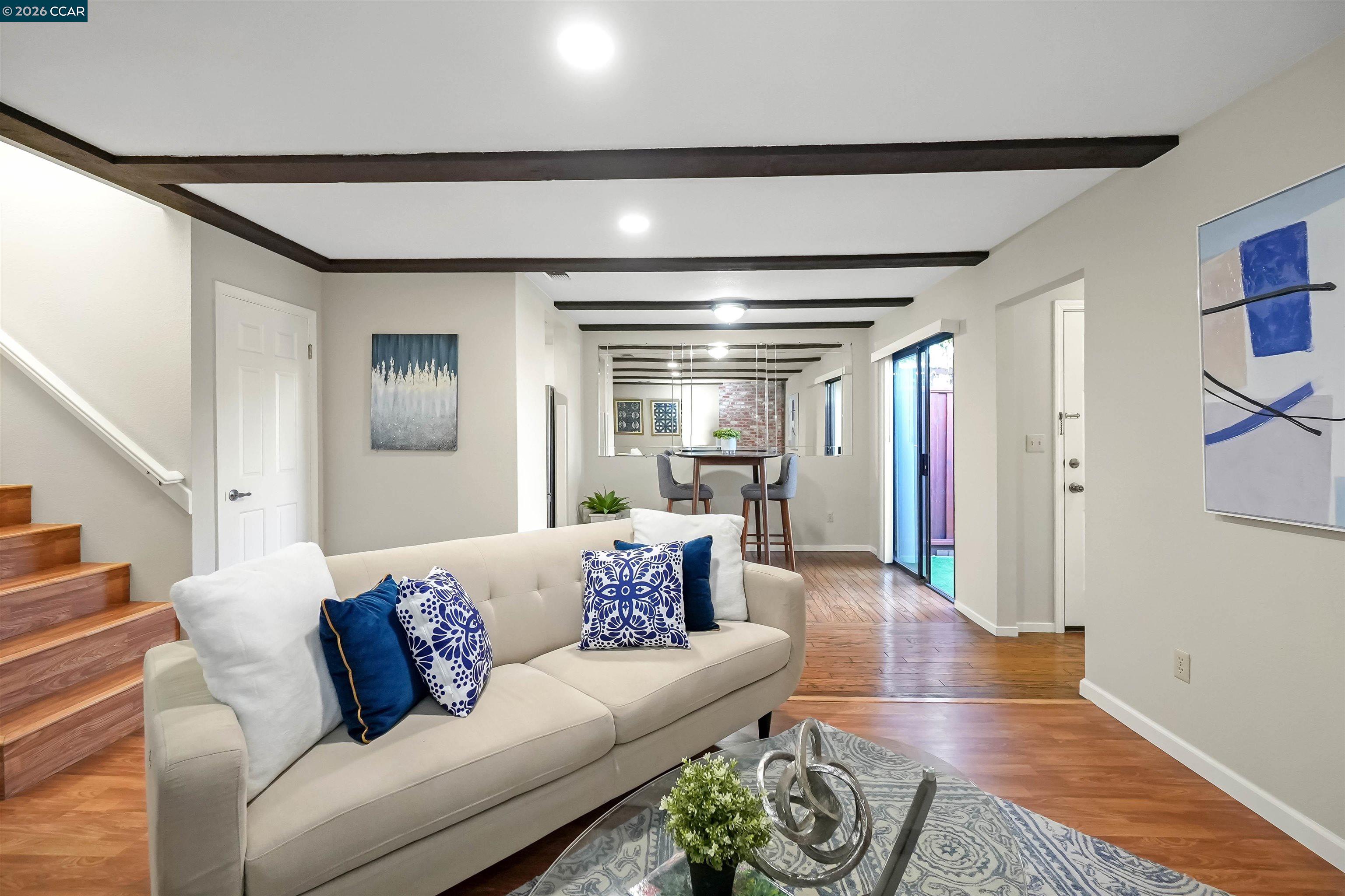 Photo #8: 41122236 Listing: Photo #8