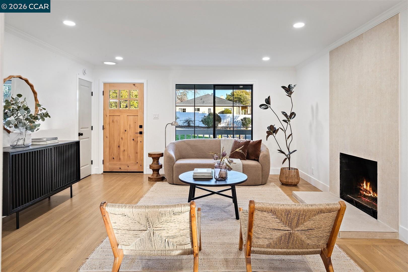 Detail Gallery Image 9 of 53 For 437 Coleman Ct, Pleasant Hill,  CA 94523 - 3 Beds | 2 Baths