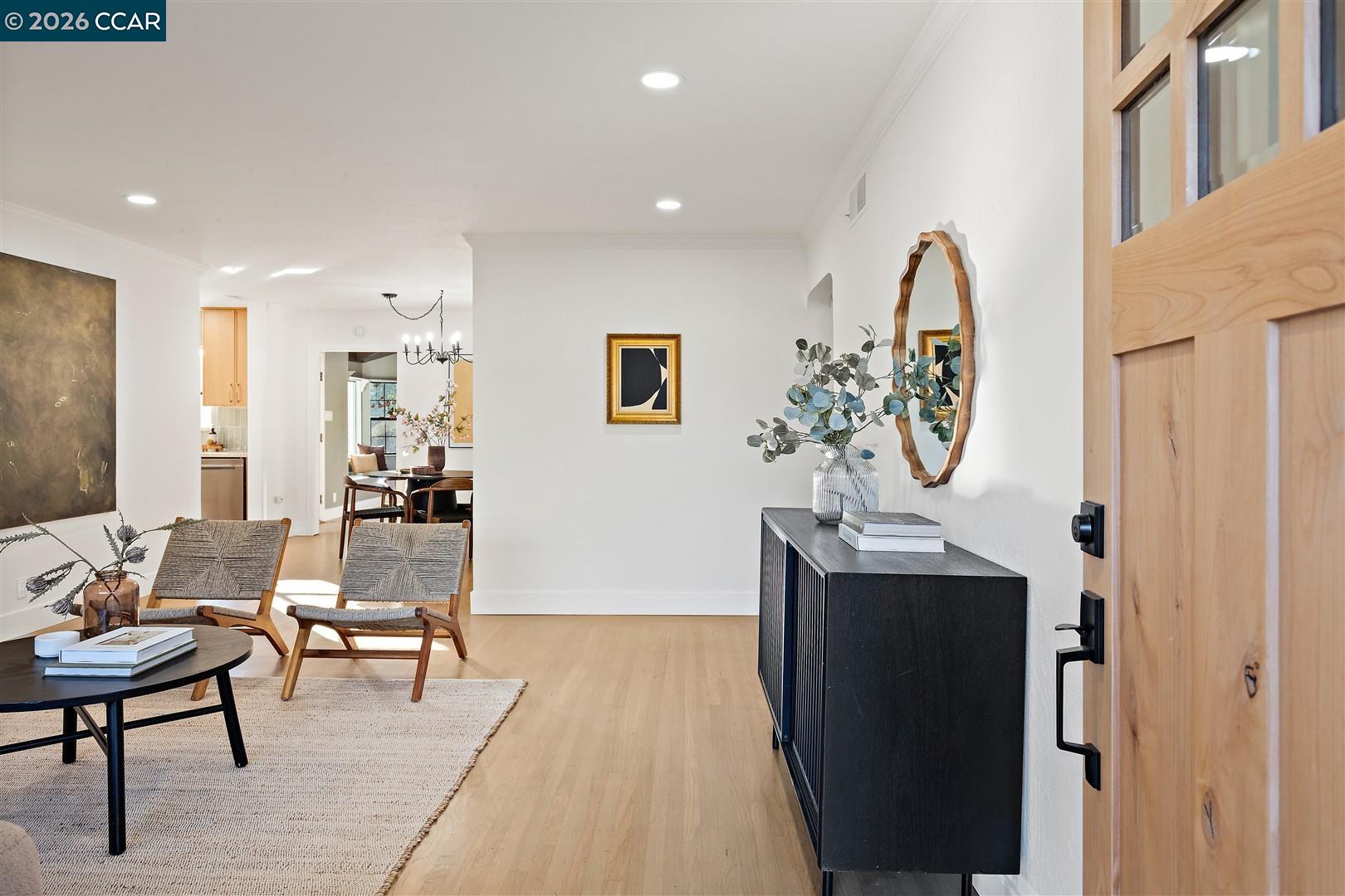 Detail Gallery Image 4 of 53 For 437 Coleman Ct, Pleasant Hill,  CA 94523 - 3 Beds | 2 Baths