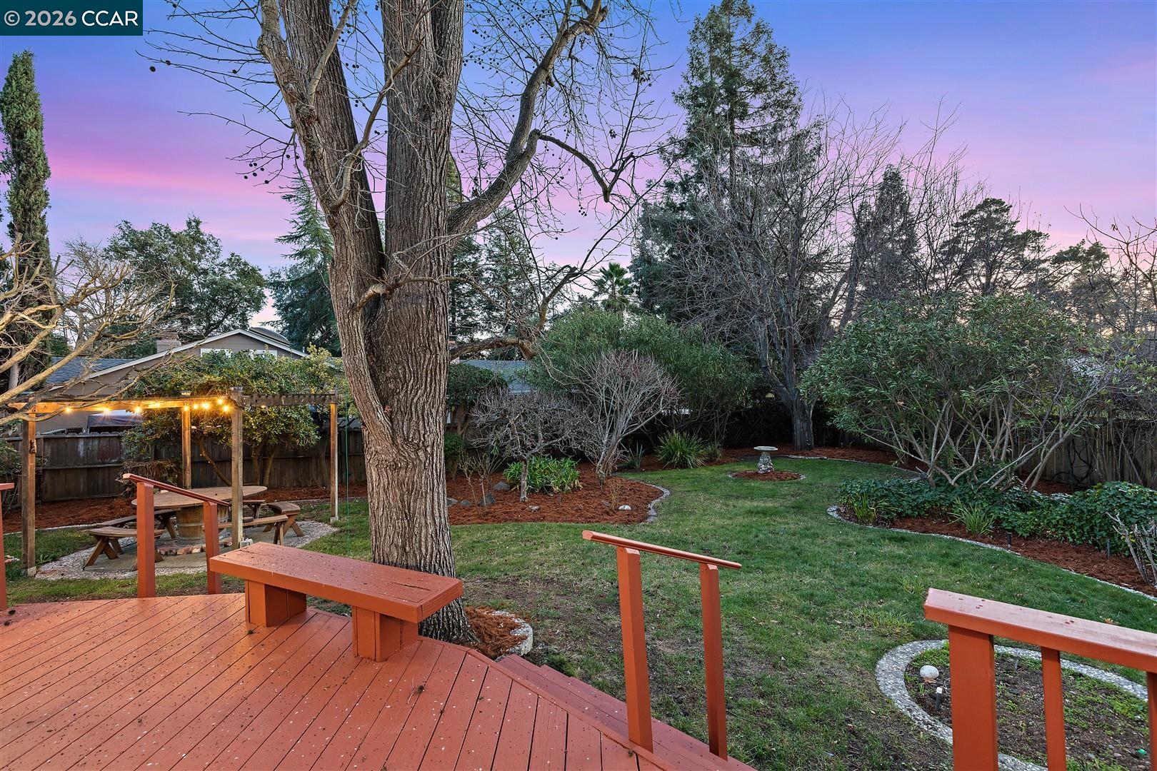 Detail Gallery Image 32 of 53 For 437 Coleman Ct, Pleasant Hill,  CA 94523 - 3 Beds | 2 Baths