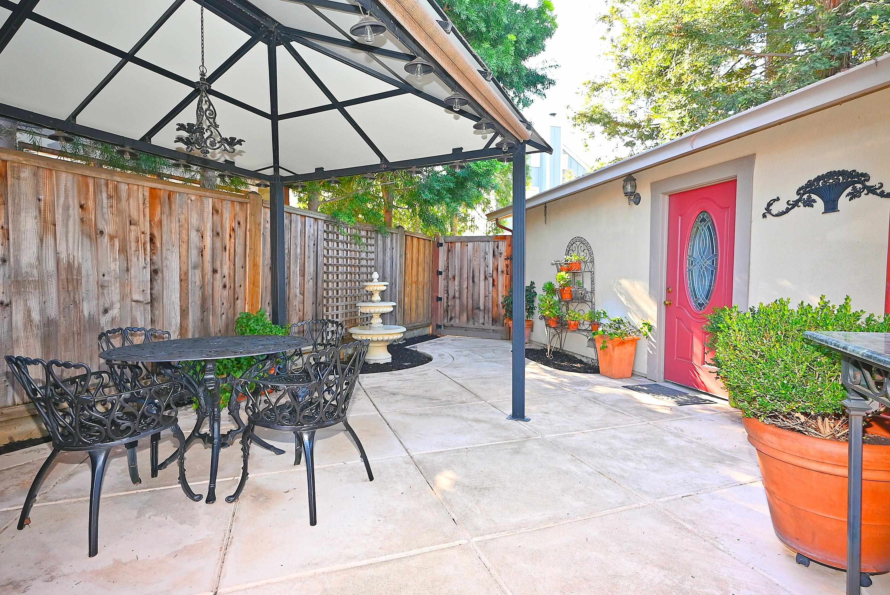 Detail Gallery Image 24 of 36 For 1215 S Livermore Avenue, Livermore,  CA 94550 - 3 Beds | 2 Baths