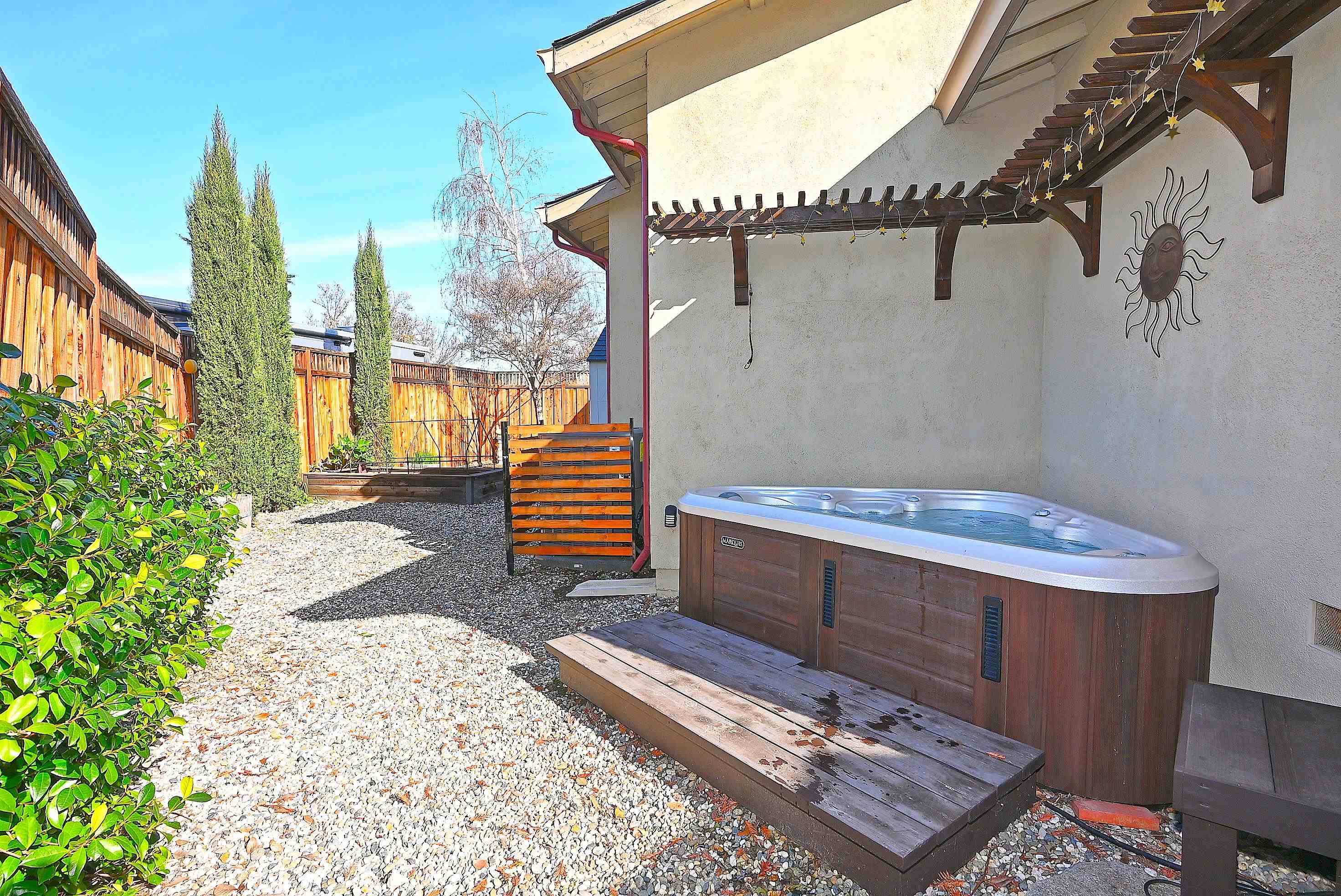 Detail Gallery Image 25 of 36 For 1215 S Livermore Avenue, Livermore,  CA 94550 - 3 Beds | 2 Baths