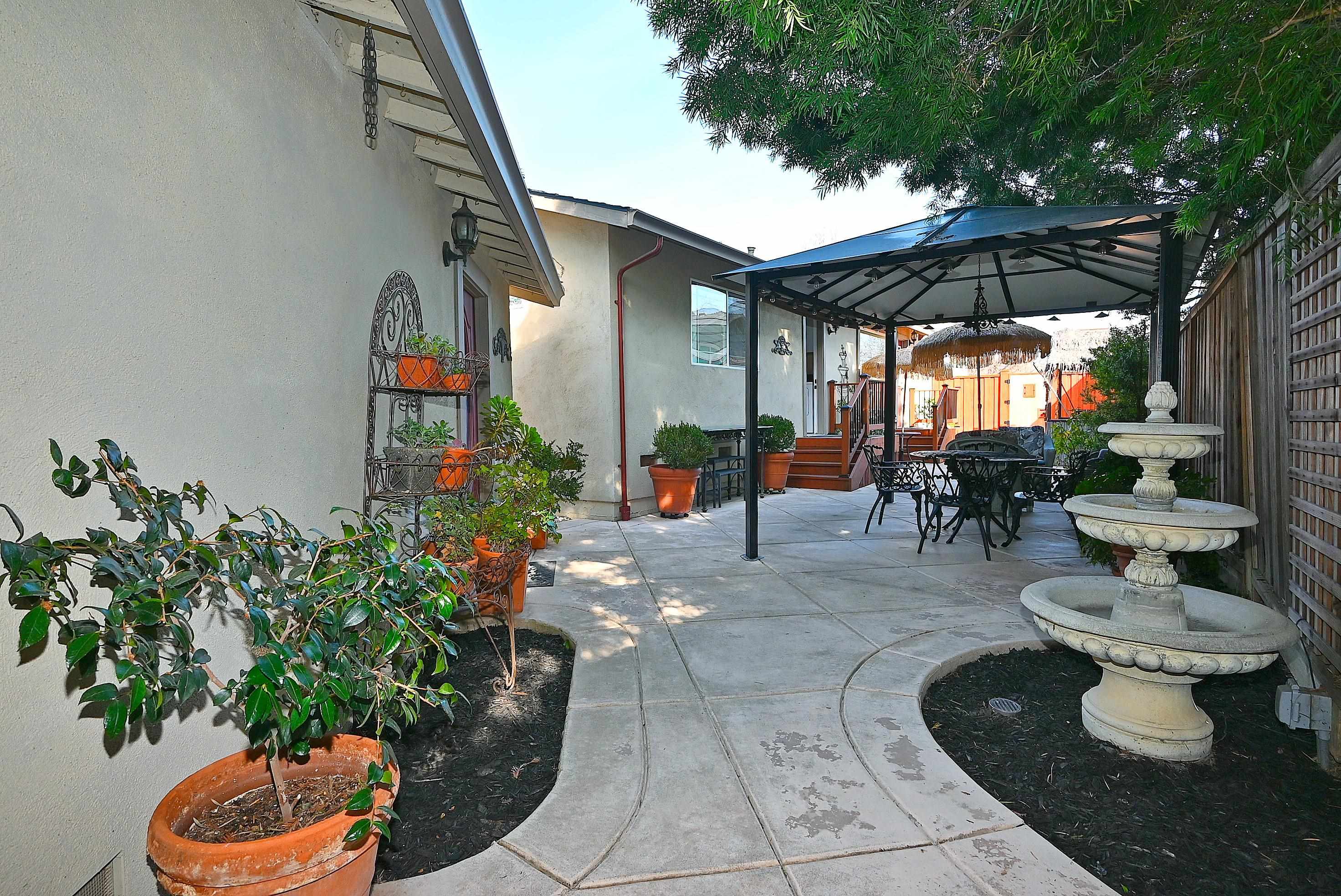 Detail Gallery Image 27 of 36 For 1215 S Livermore Avenue, Livermore,  CA 94550 - 3 Beds | 2 Baths