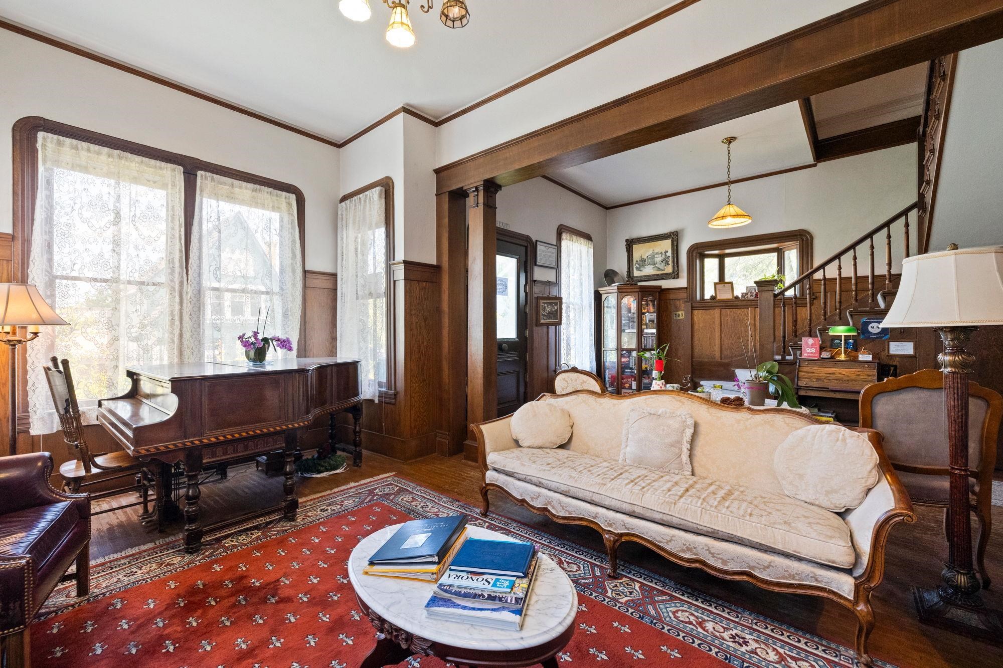 Detail Gallery Image 2 of 58 For 56 Bradford St, Sonora,  CA 95370 - 5 Beds | 5 Baths