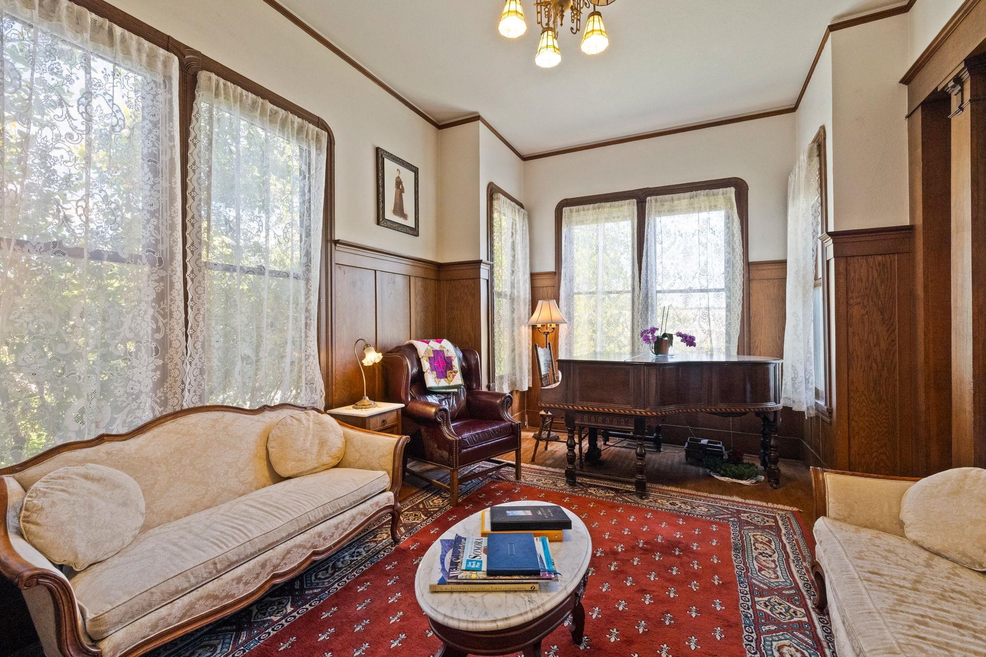 Detail Gallery Image 19 of 58 For 56 Bradford St, Sonora,  CA 95370 - 5 Beds | 5 Baths