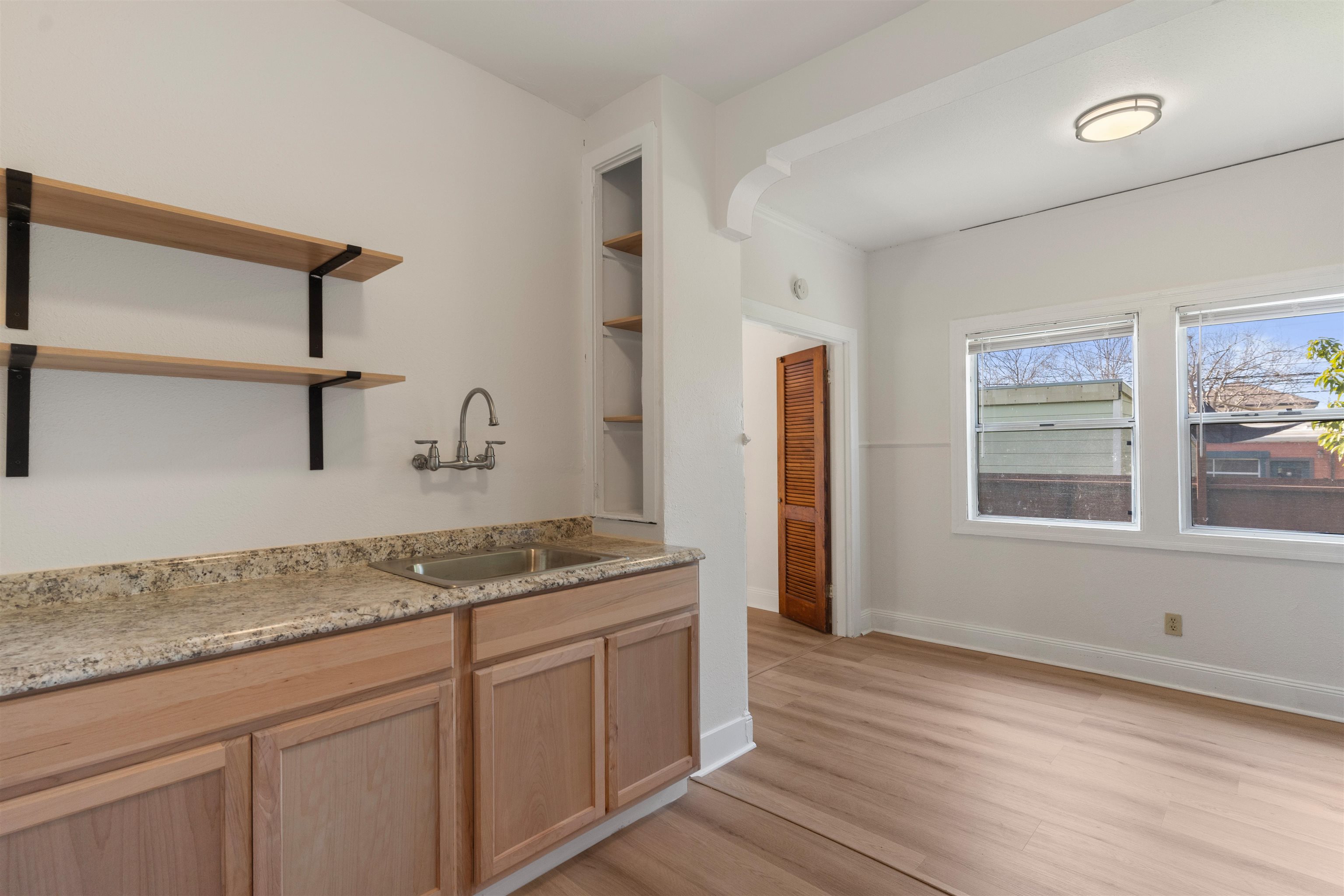 Detail Gallery Image 20 of 47 For 2238 7th, Berkeley,  CA 94710 - – Beds | – Baths