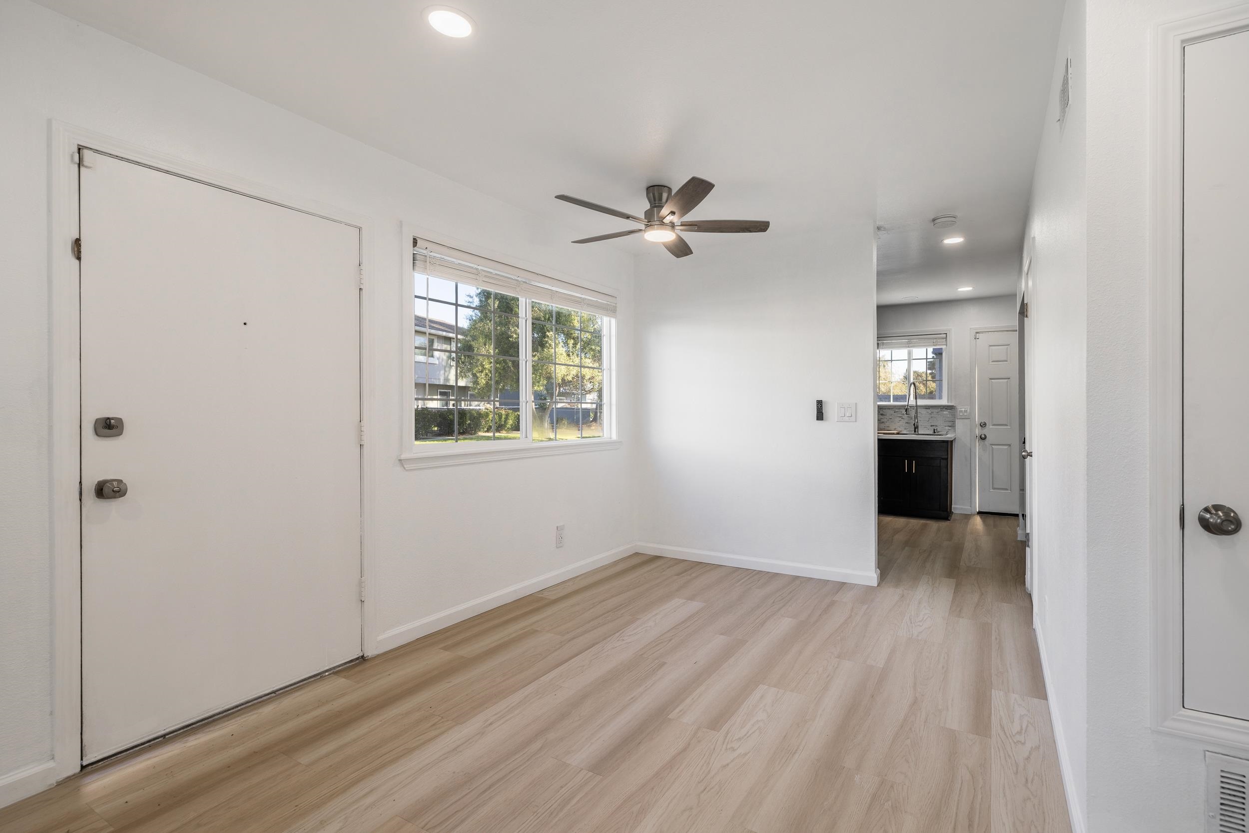 Photo #12: 41122247 Listing: Photo #12