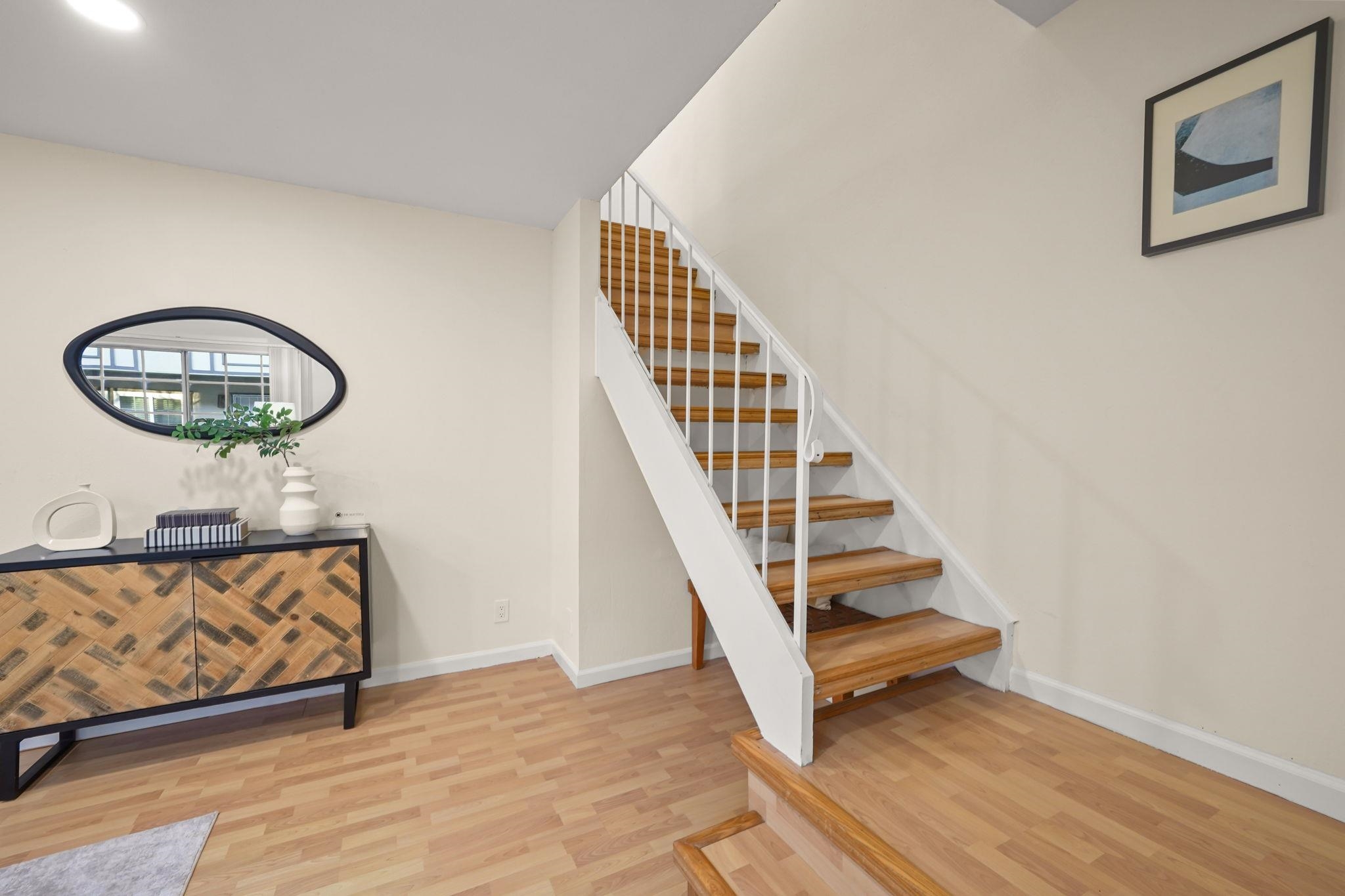 Detail Gallery Image 9 of 18 For 34132 Aberdeen Ter, Fremont,  CA 94555 - 2 Beds | 1/1 Baths