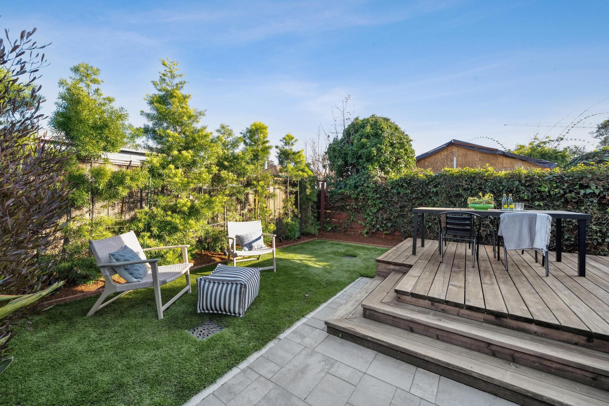 Detail Gallery Image 20 of 47 For 1609 Kains Ave, Berkeley,  CA 94702 - 3 Beds | 2/1 Baths