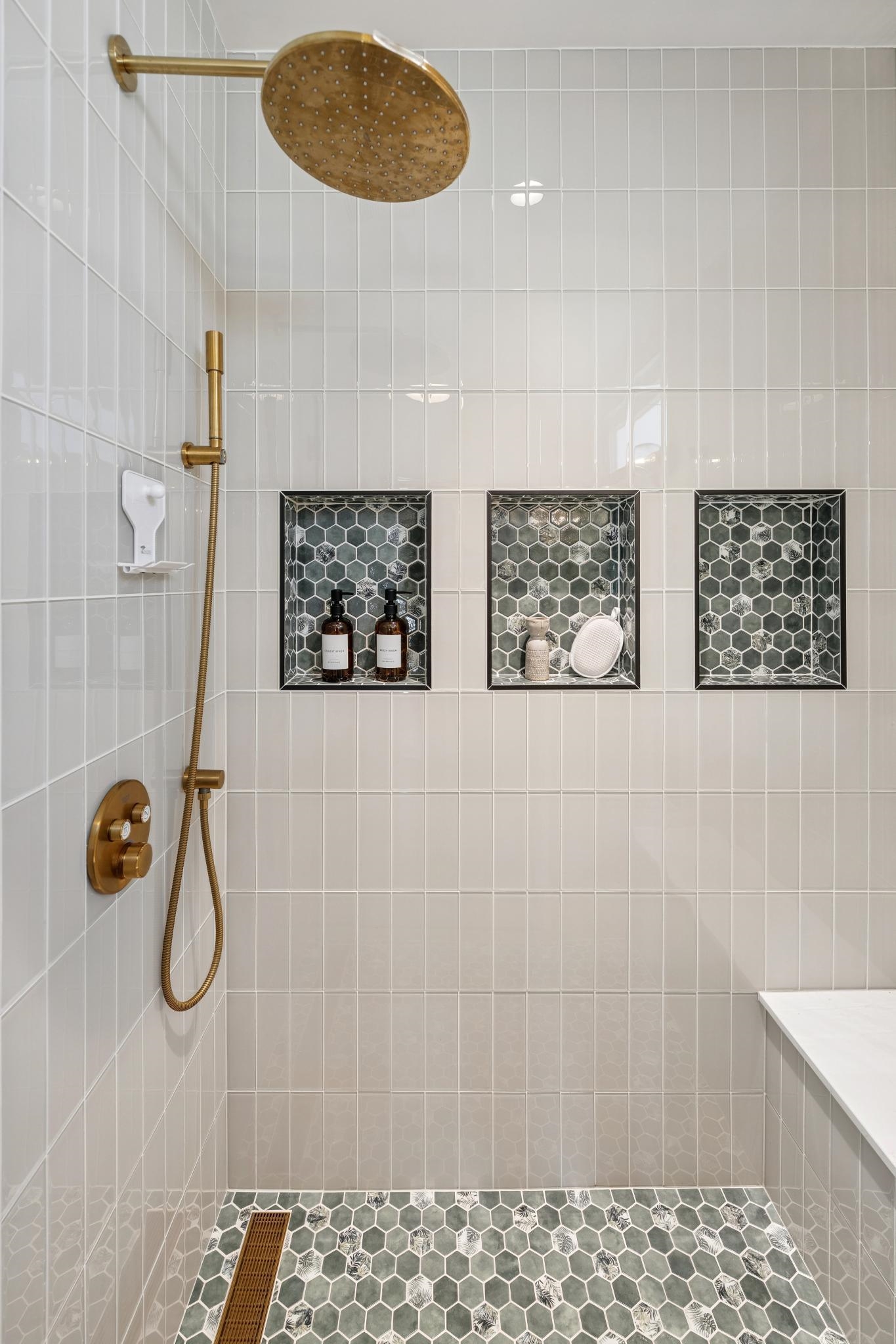 Detail Gallery Image 31 of 47 For 1609 Kains Ave, Berkeley,  CA 94702 - 3 Beds | 2/1 Baths