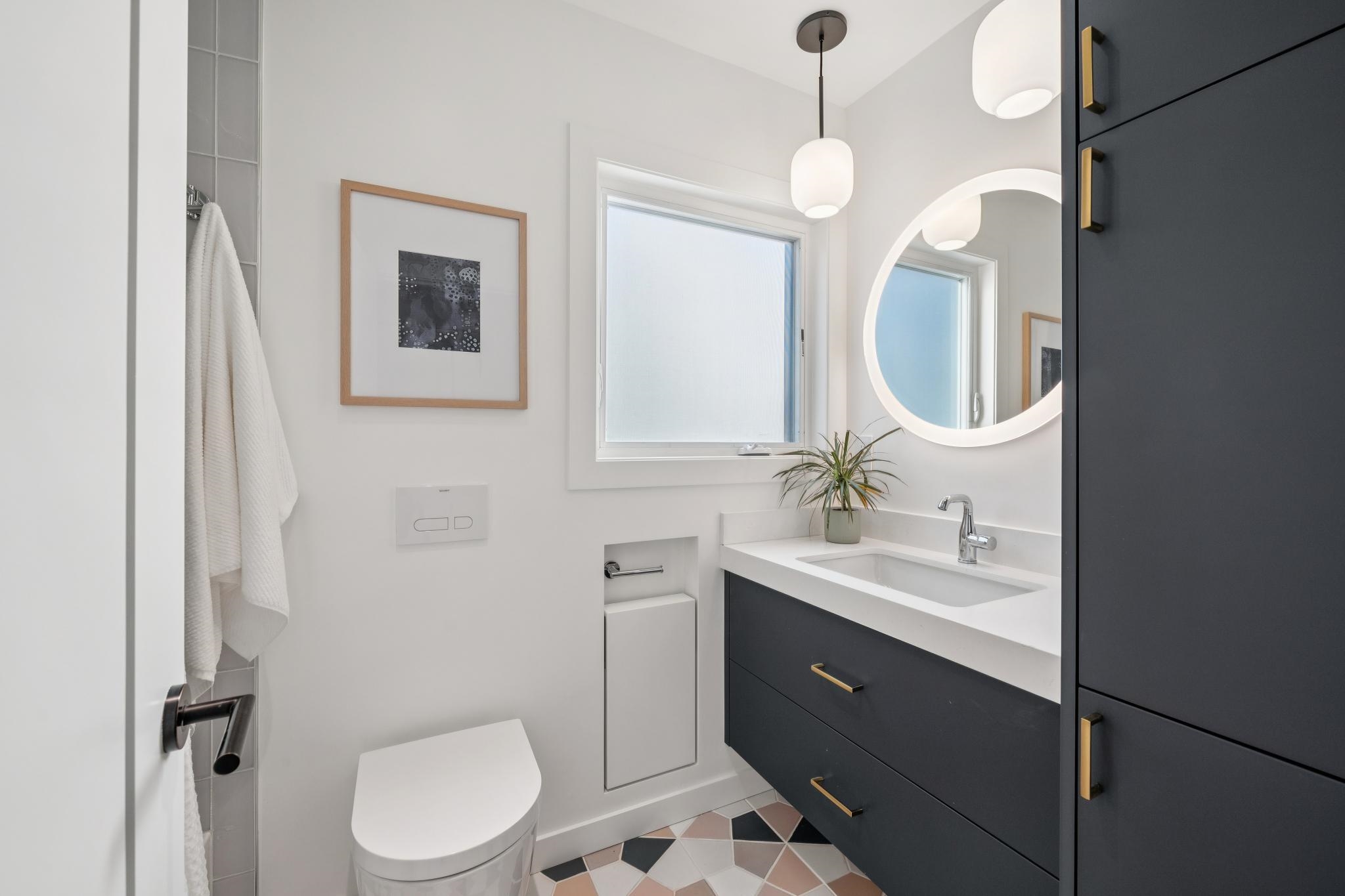 Detail Gallery Image 32 of 47 For 1609 Kains Ave, Berkeley,  CA 94702 - 3 Beds | 2/1 Baths