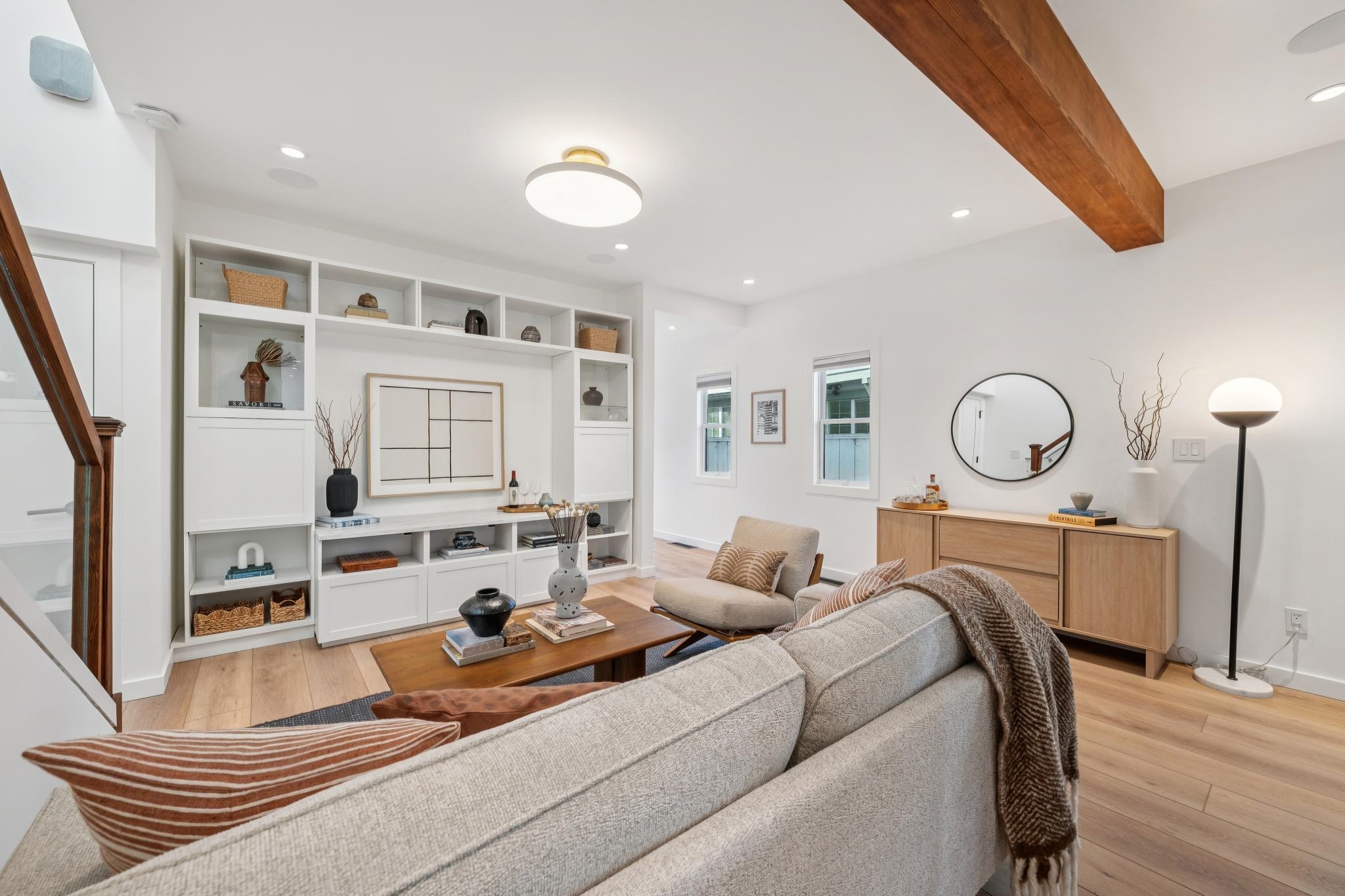 Detail Gallery Image 9 of 47 For 1609 Kains Ave, Berkeley,  CA 94702 - 3 Beds | 2/1 Baths