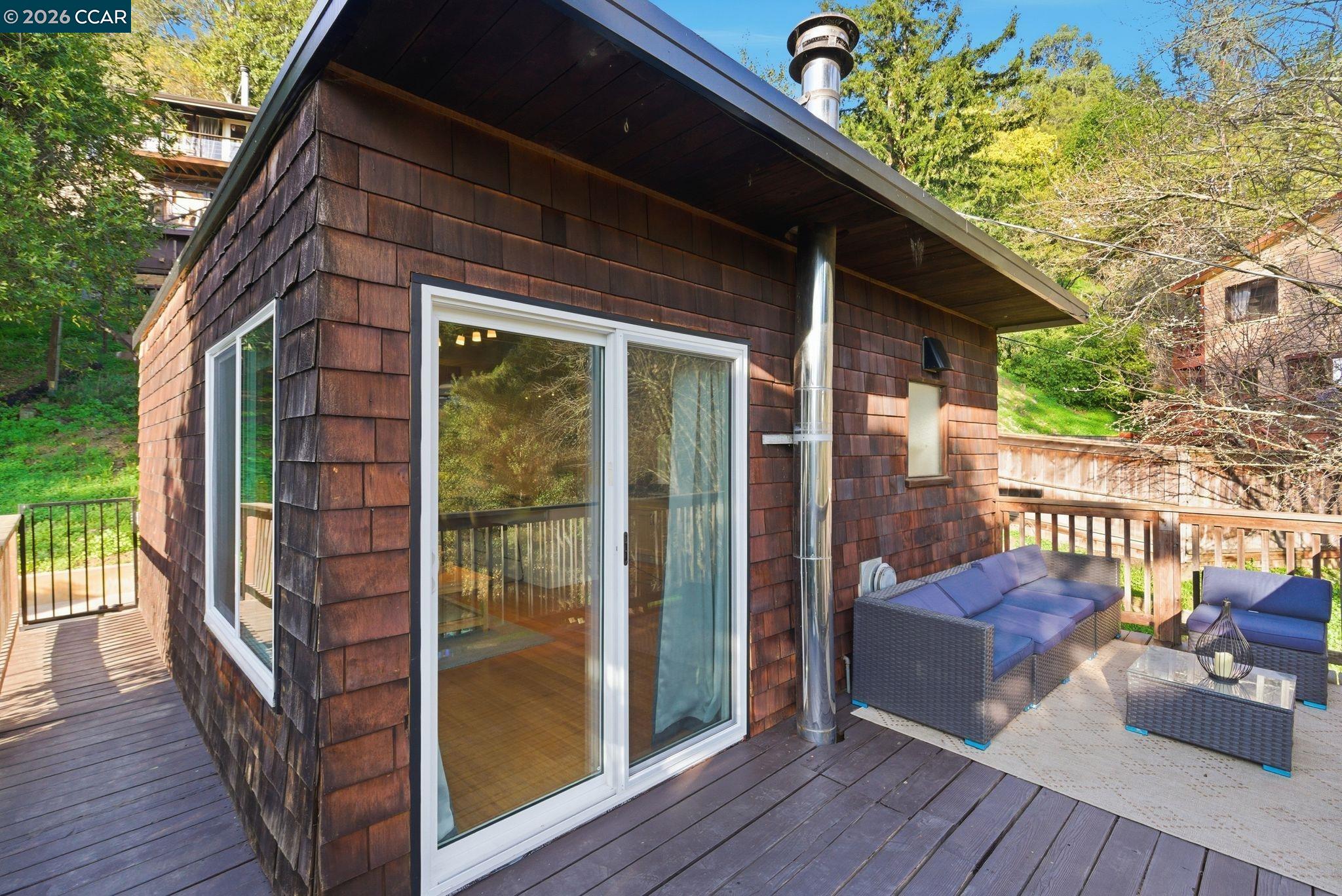 Detail Gallery Image 20 of 48 For 3382 Dwight Way, Berkeley,  CA 94704 - 1 Beds | 1/1 Baths