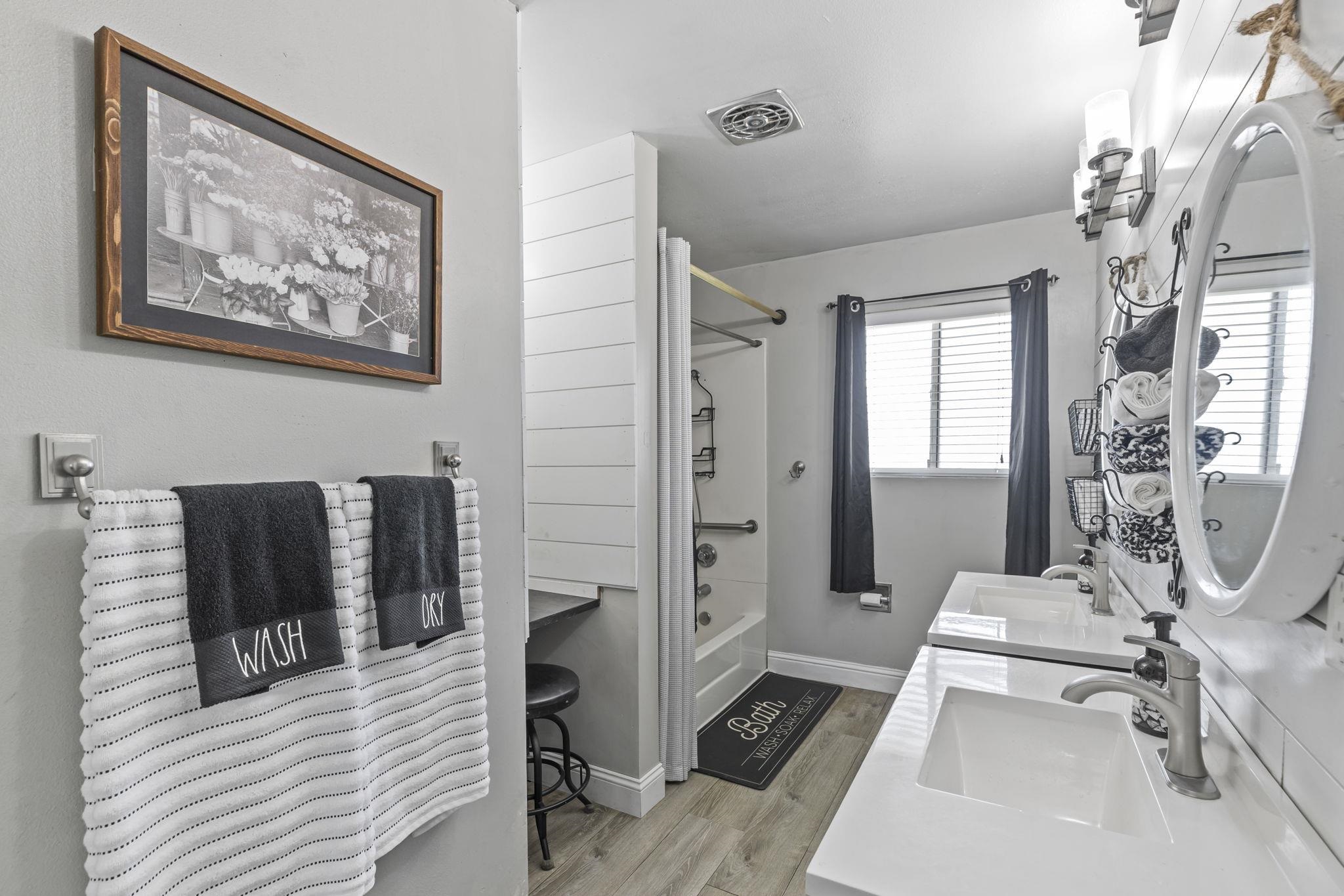 Detail Gallery Image 15 of 38 For 25820 S Macarthur Dr, Tracy,  CA 95376 - 3 Beds | 2/1 Baths