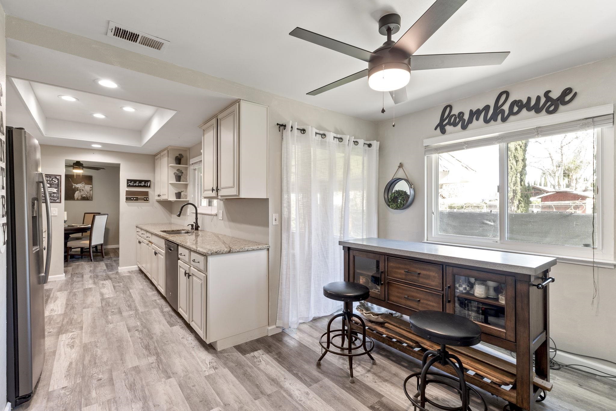 Detail Gallery Image 10 of 38 For 25820 S Macarthur Dr, Tracy,  CA 95376 - 3 Beds | 2/1 Baths