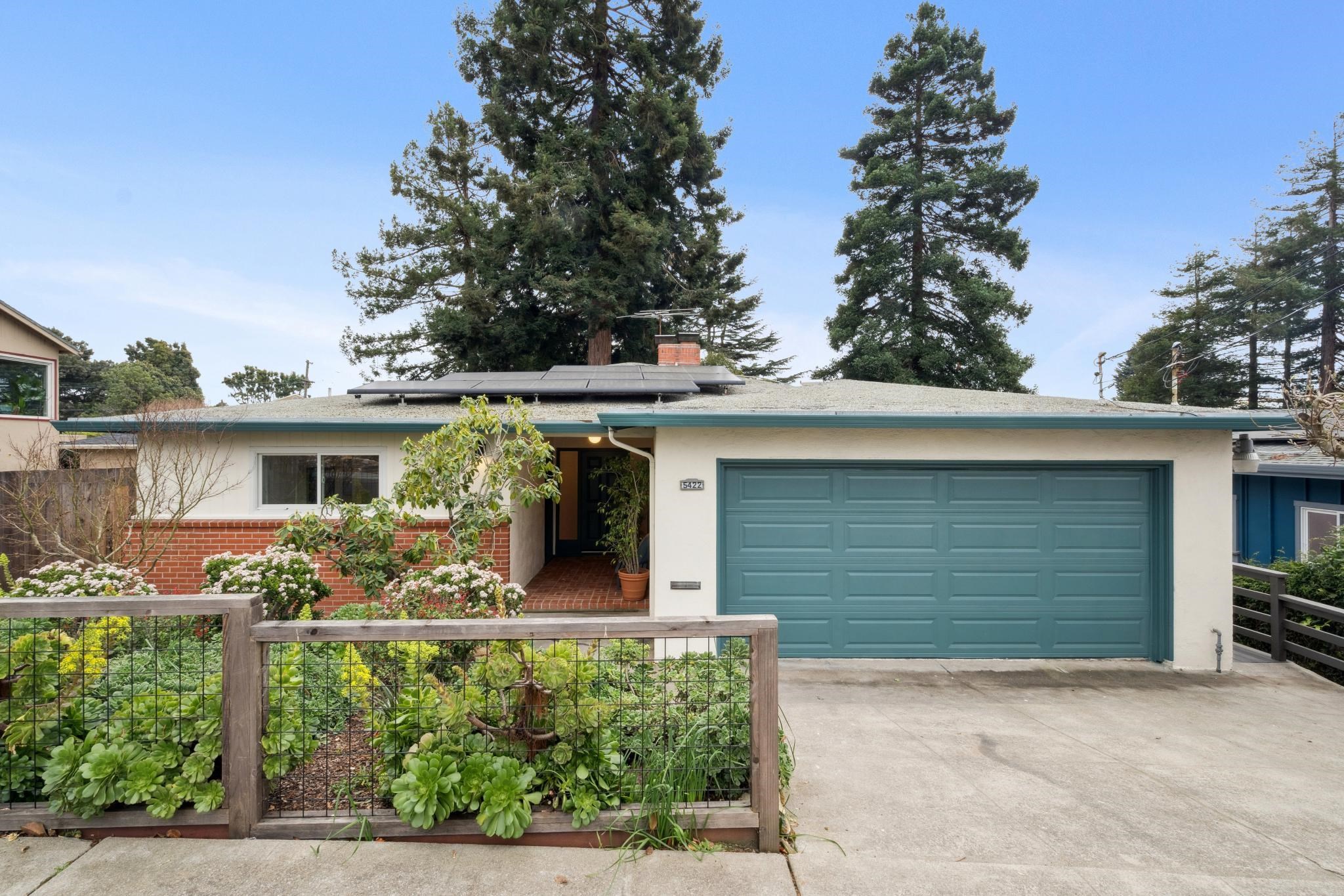 Detail Gallery Image 2 of 60 For 5422 Zara Ave, El Cerrito,  CA 94530 - 4 Beds | 3 Baths