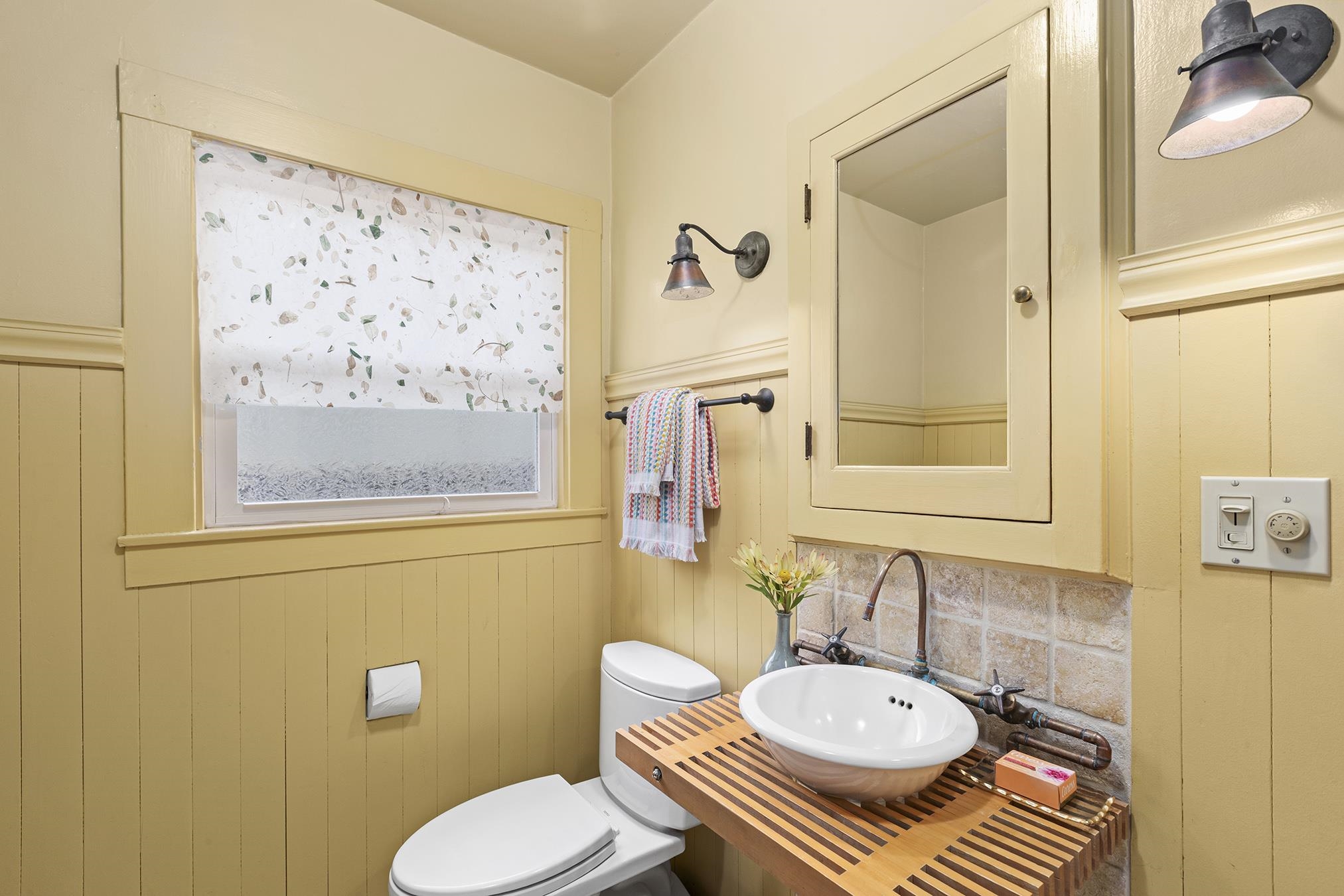 Detail Gallery Image 27 of 54 For 1809 Hopkins St, Berkeley,  CA 94707 - 2 Beds | 2 Baths